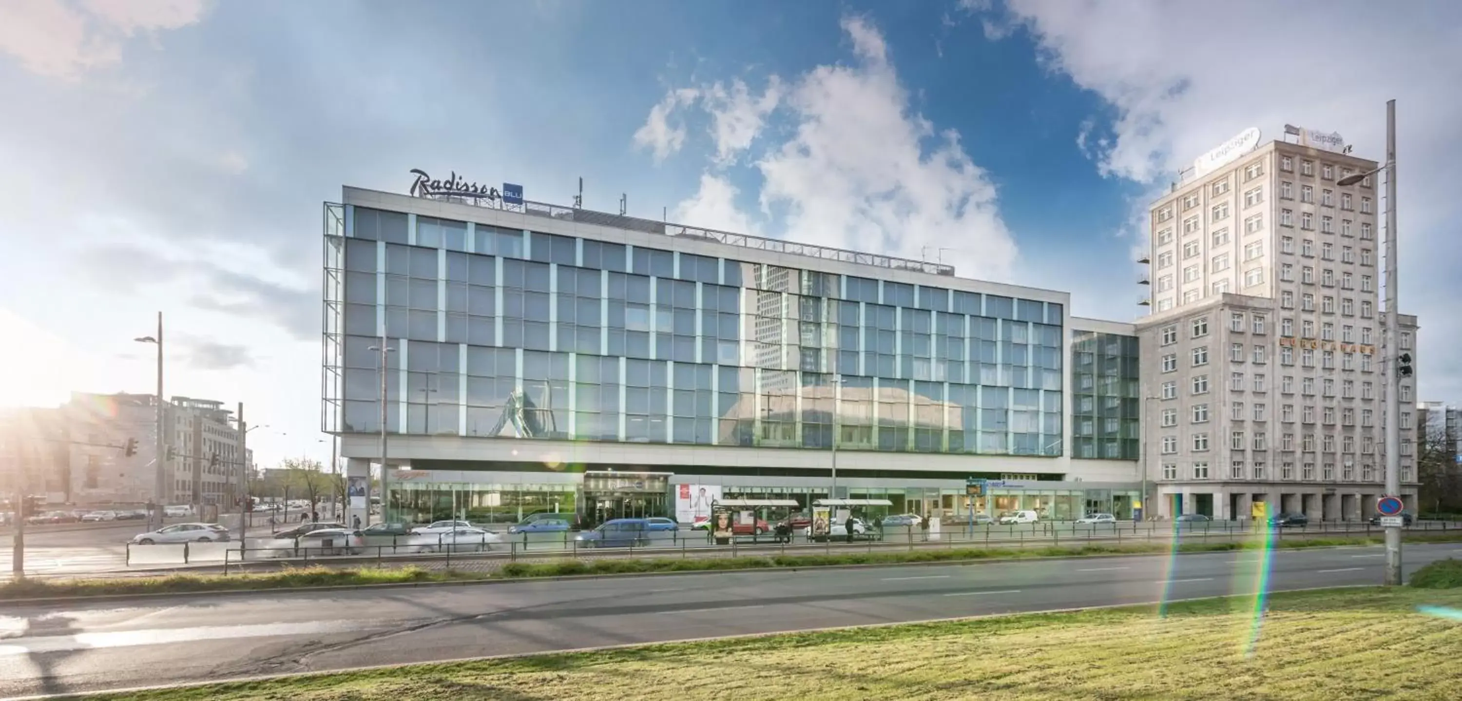 Facade/entrance, Property Building in Radisson Blu Hotel Leipzig