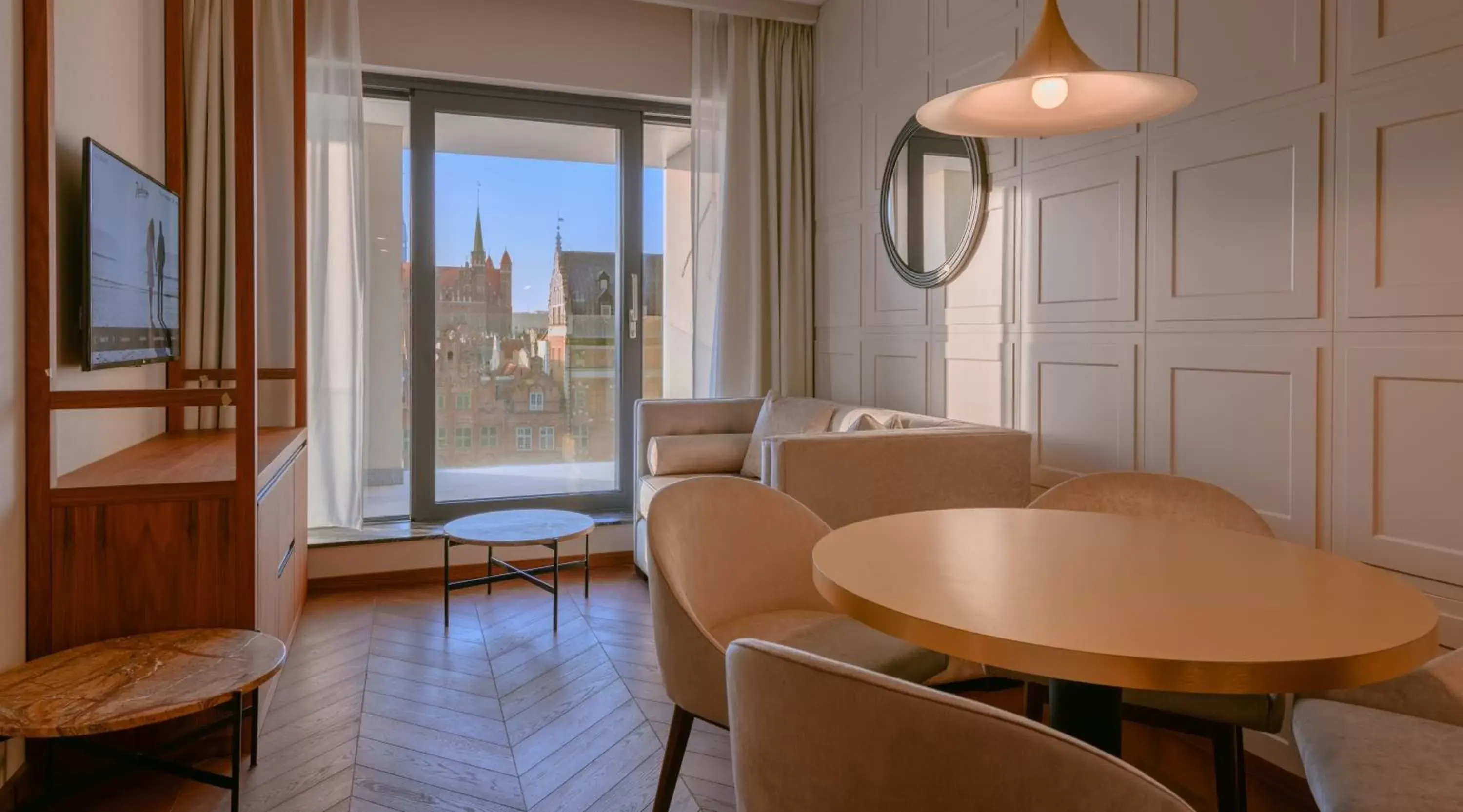 View (from property/room), Dining Area in Radisson Hotel & Suites, Gdansk