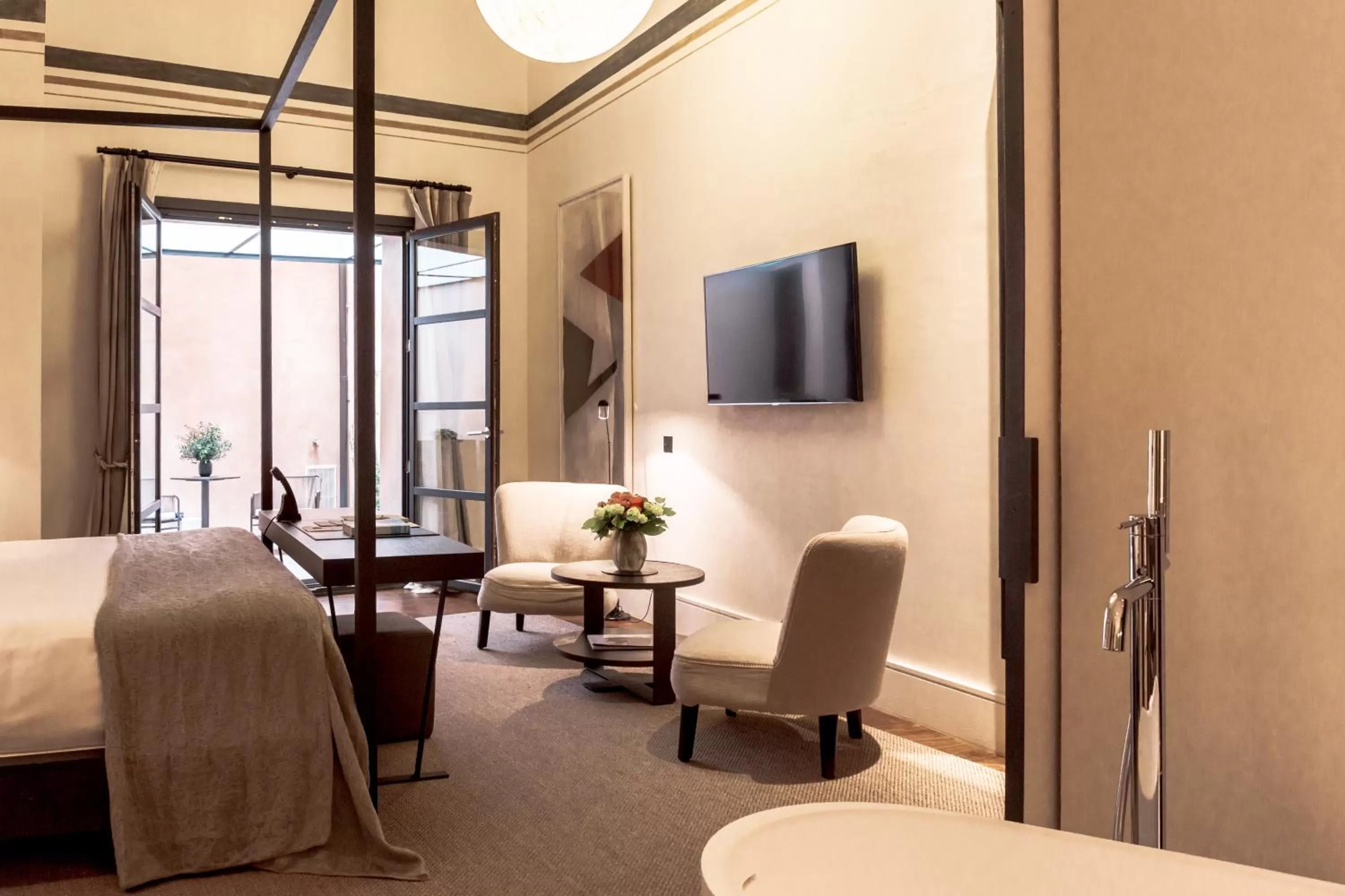 Photo of the whole room, Bed in Sant Francesc Hotel Singular