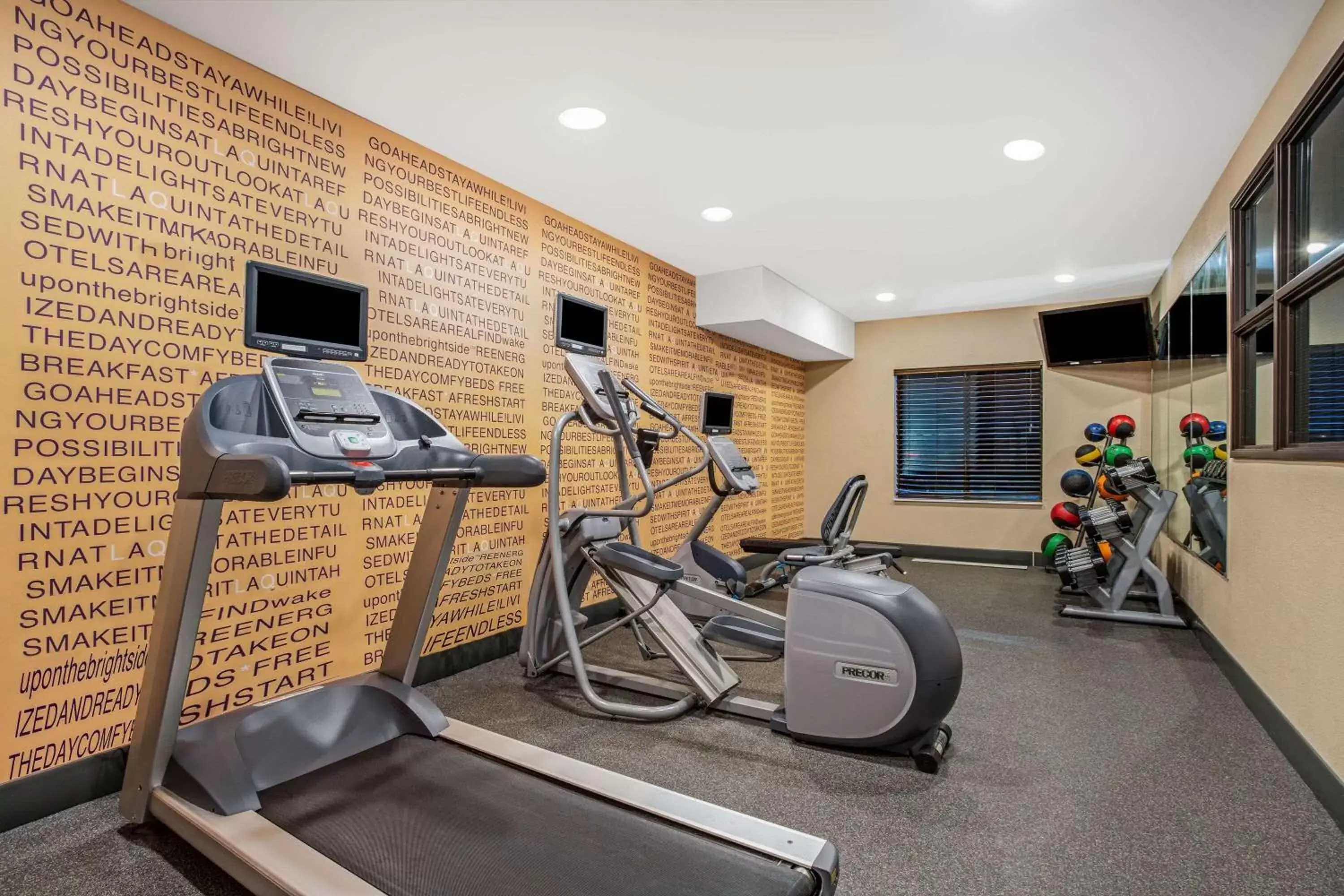 Fitness centre/facilities, Fitness Center/Facilities in La Quinta by Wyndham Norwich-Plainfield-Casino