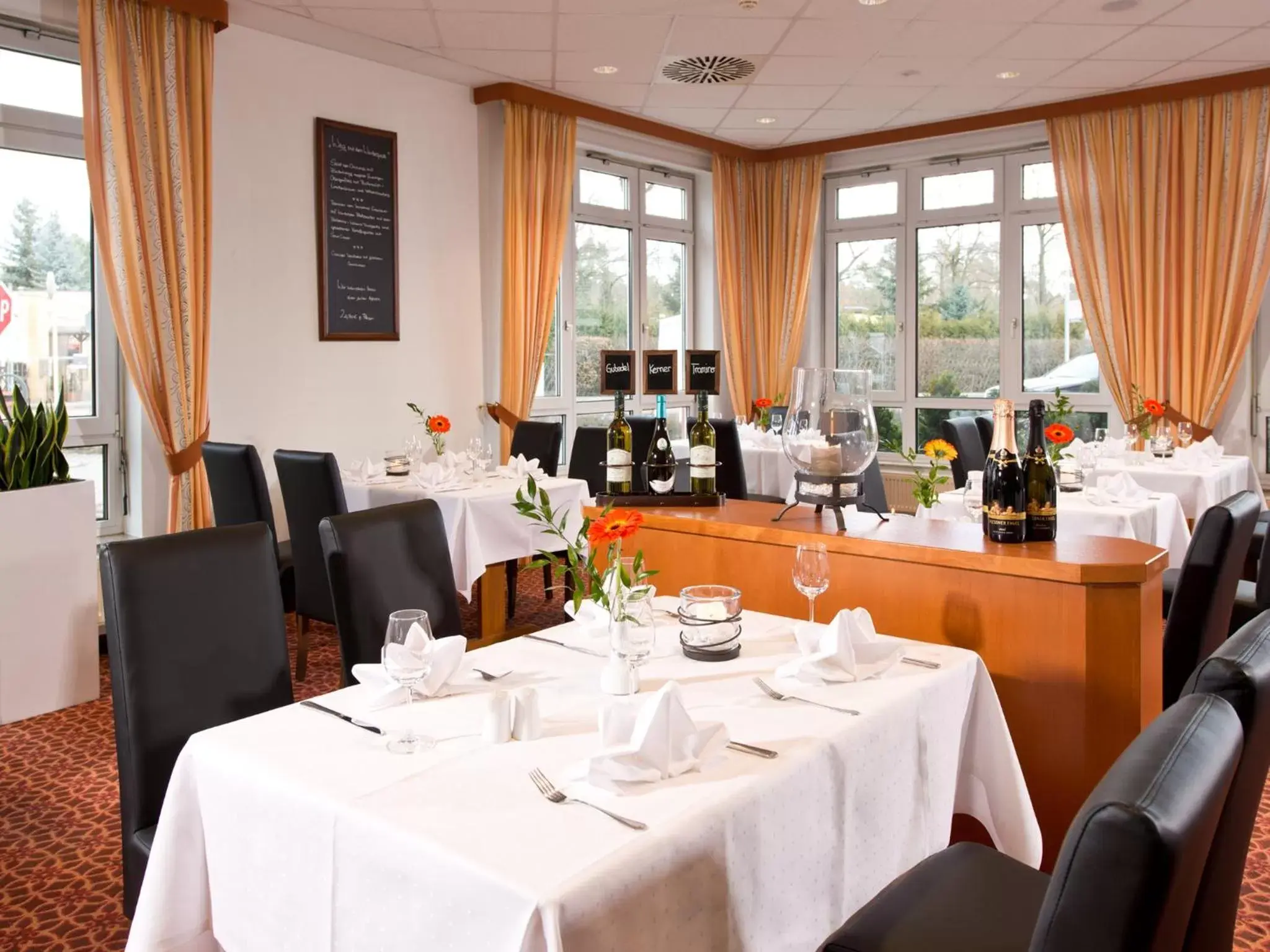 Restaurant/places to eat in ACHAT Hotel Schwarzheide Lausitz Restaurant/places to eat in ACHAT Hotel Schwarzheide Lausitz