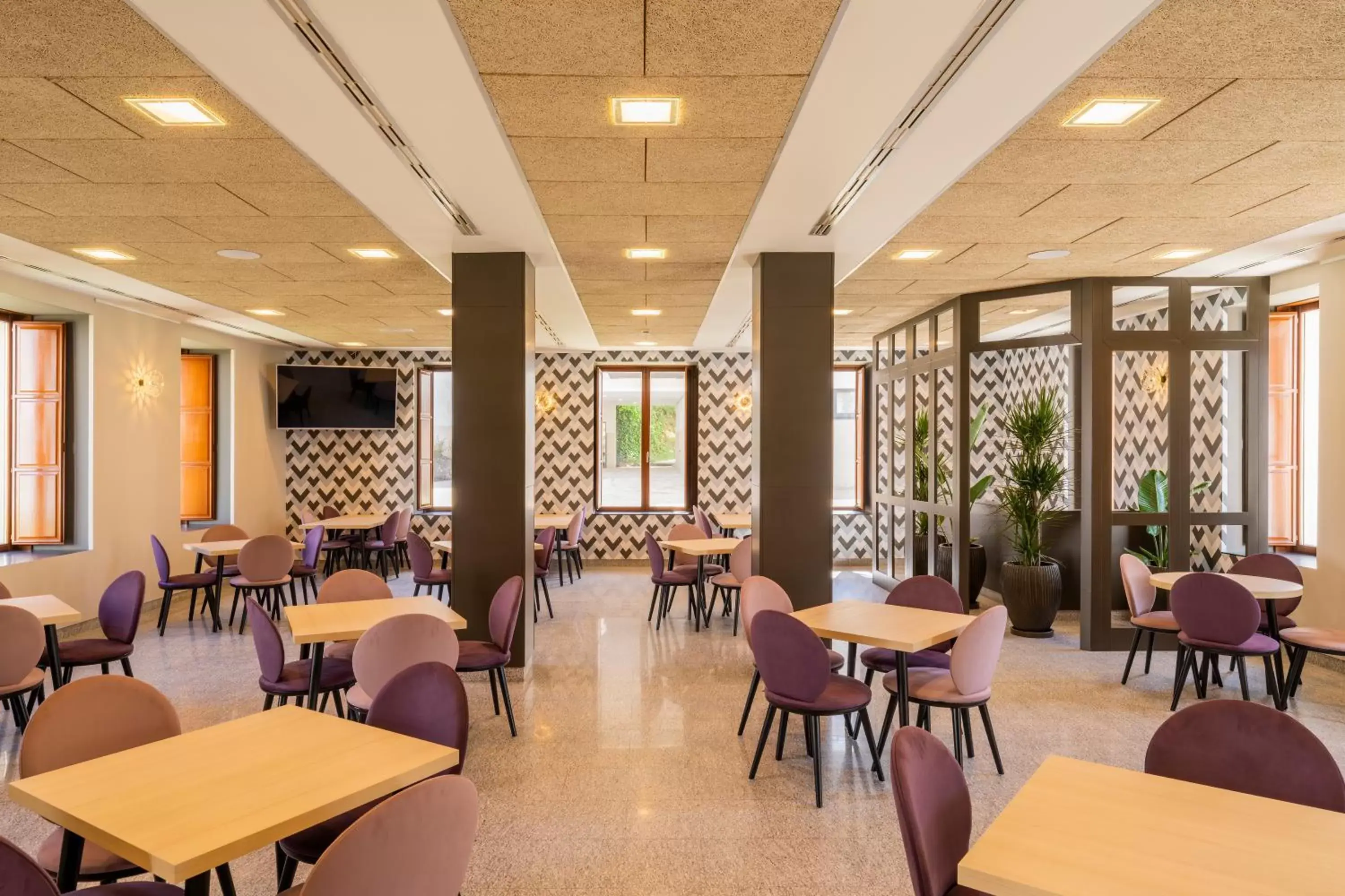 Lounge or bar, Restaurant/Places to Eat in Iberik Gran Balneario de Guitiriz & Golf
