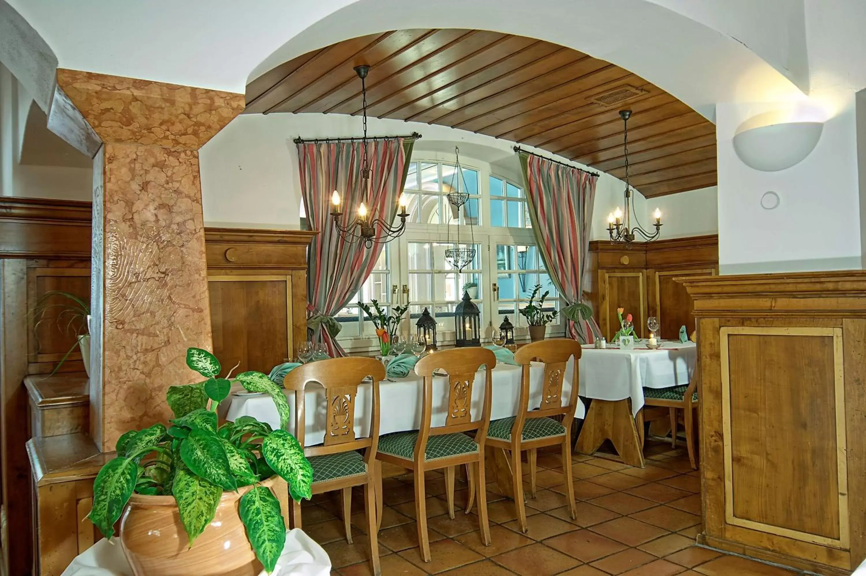 Restaurant/Places to Eat in Best Western Premier Bayerischer Hof Miesbach