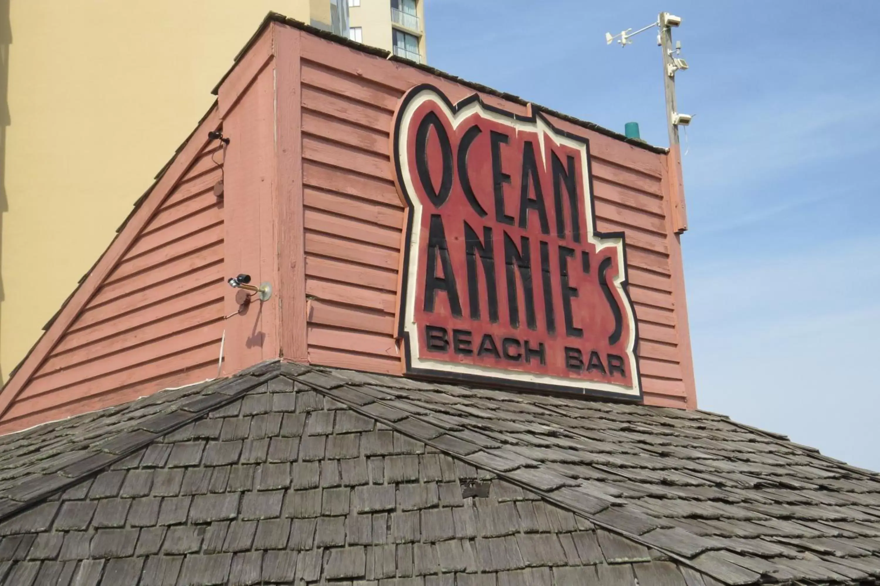 Lounge or bar, Property Building in Ocean Annie's Resorts