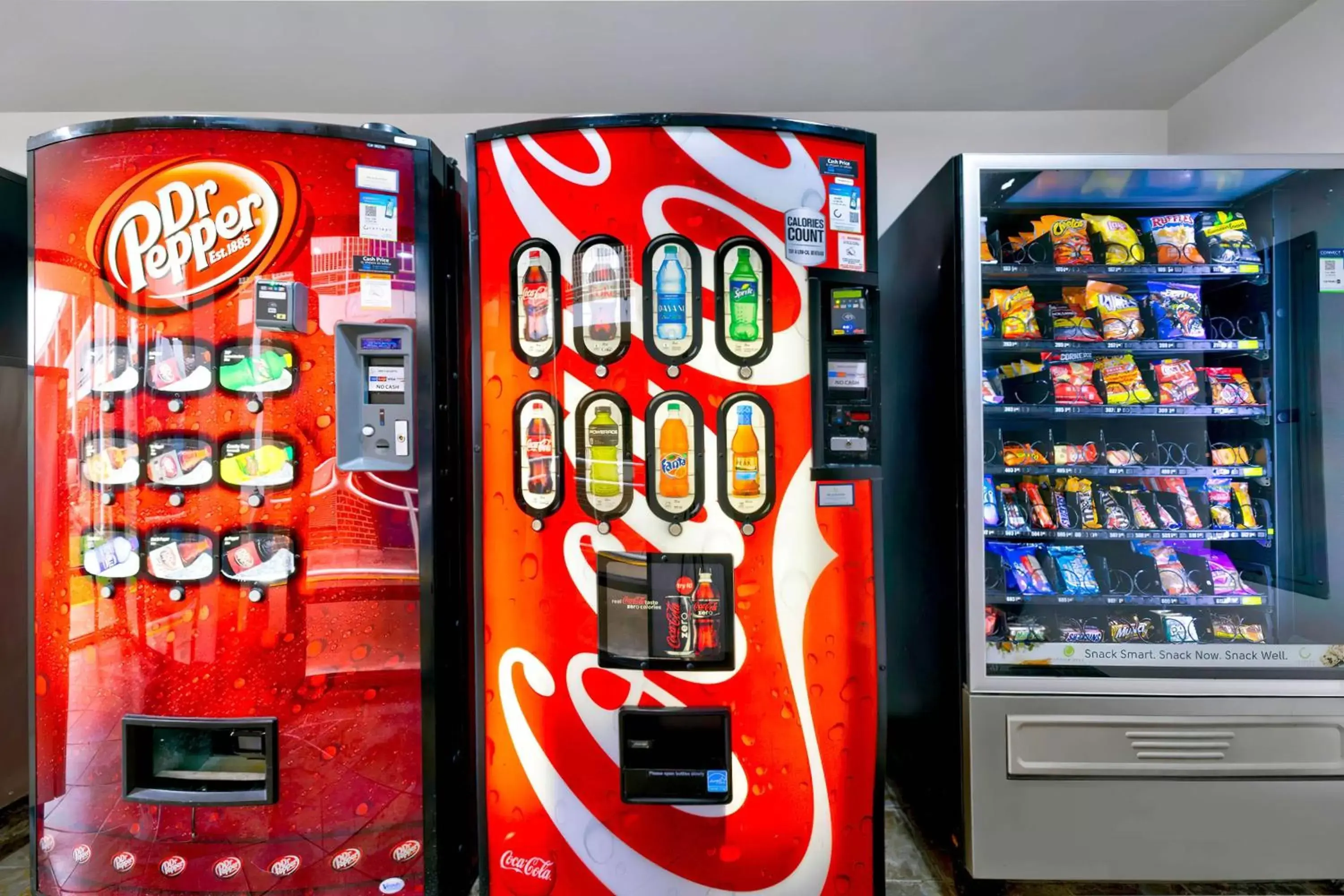 Property building in Motel 6-Plano, TX - Plano Northeast Property building in Motel 6-Plano, TX - Plano Northeast