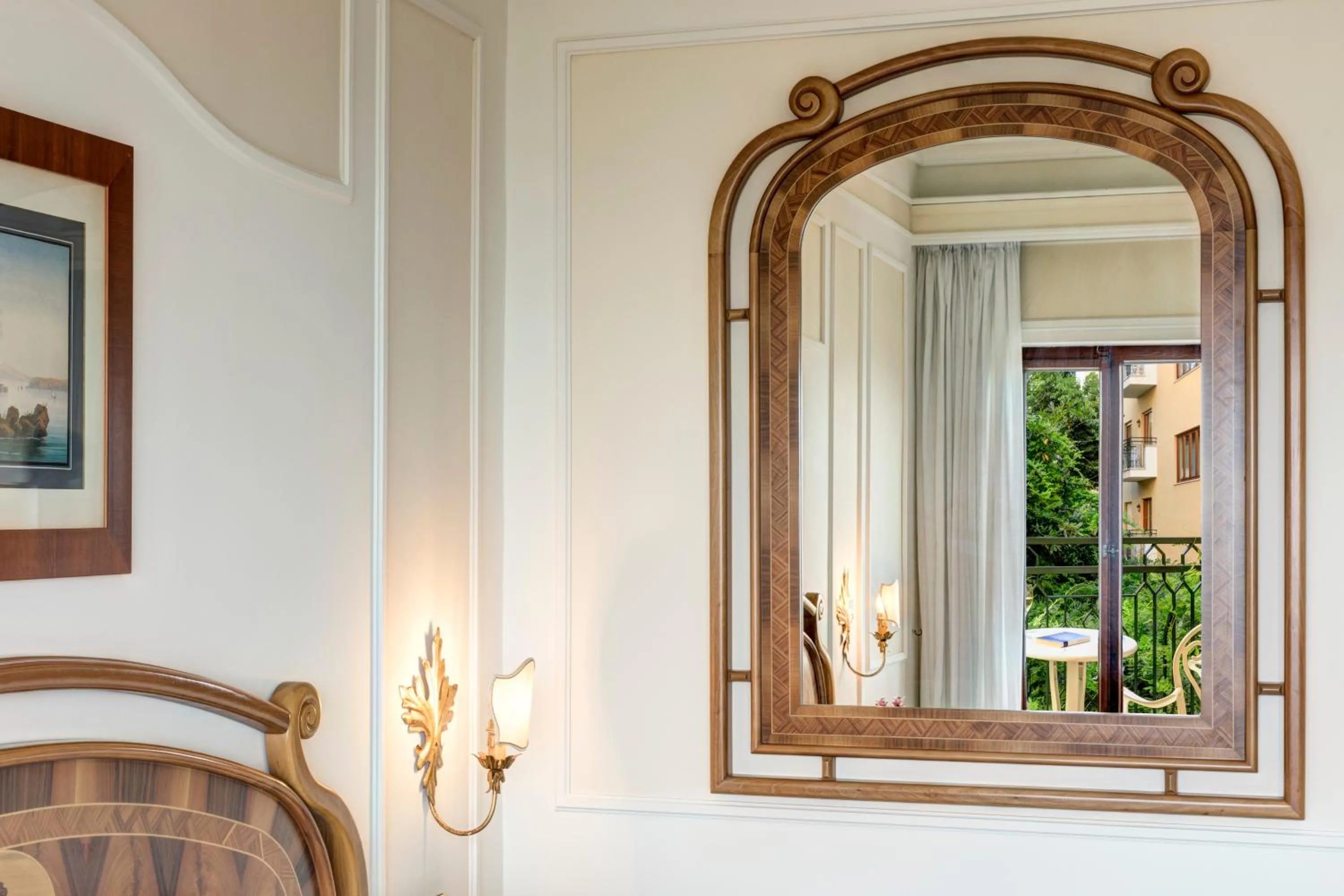 Decorative detail in Grand Hotel de la Ville