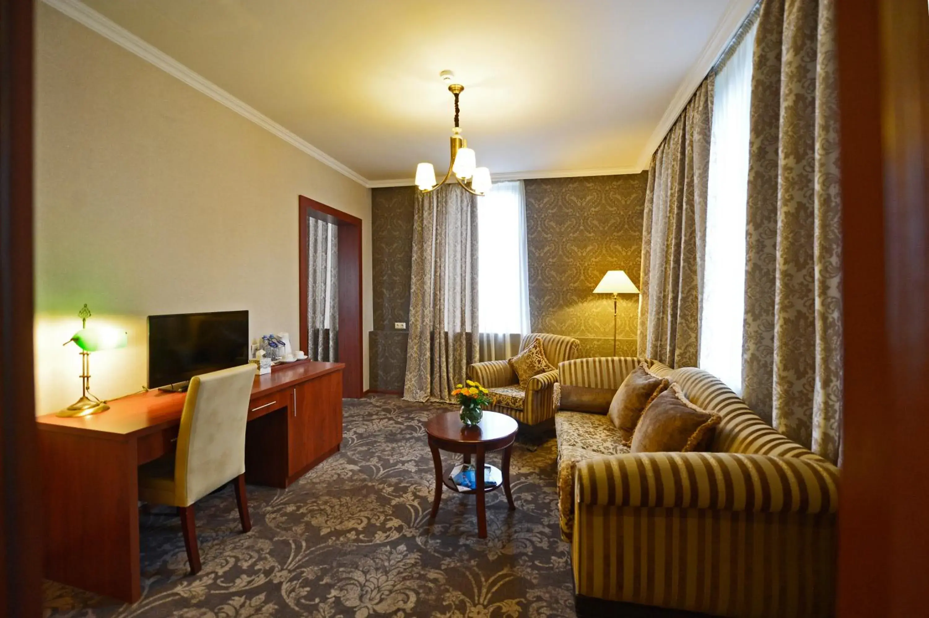 TV and multimedia, Seating Area in Hotel Astoria Tbilisi