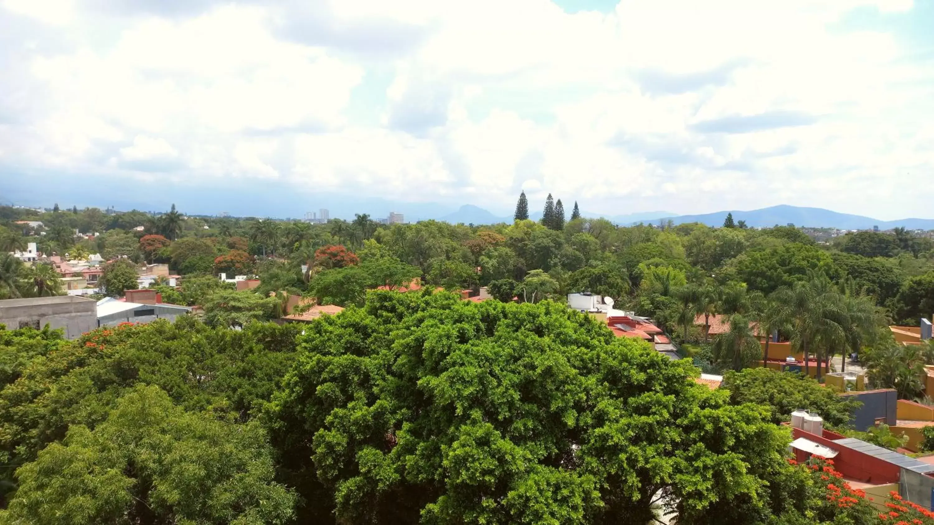 Property building, Bird's-eye View in Holiday Inn Cuernavaca, an IHG Hotel