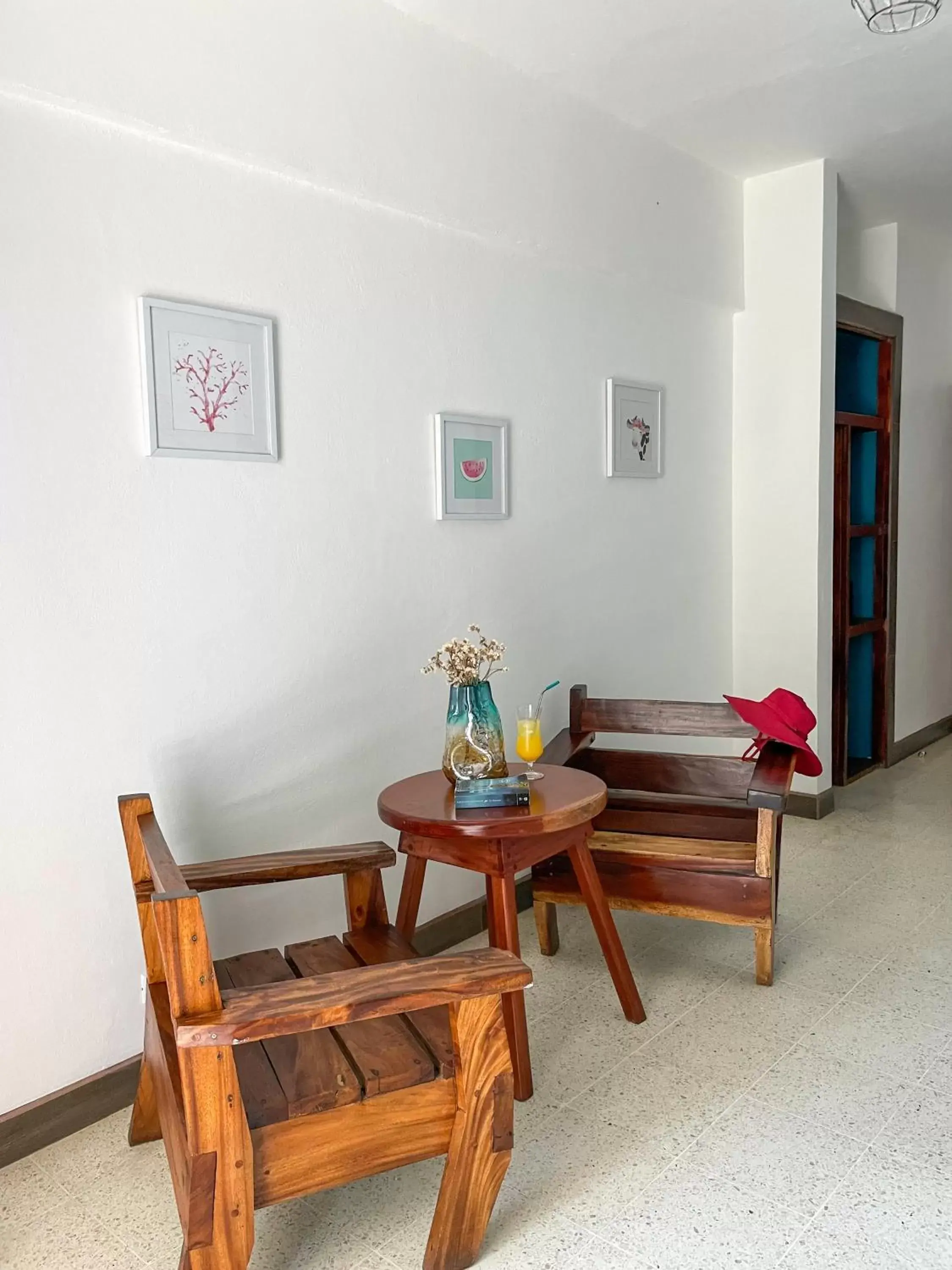 Seating area, Dining Area in Hotel Mar Rey