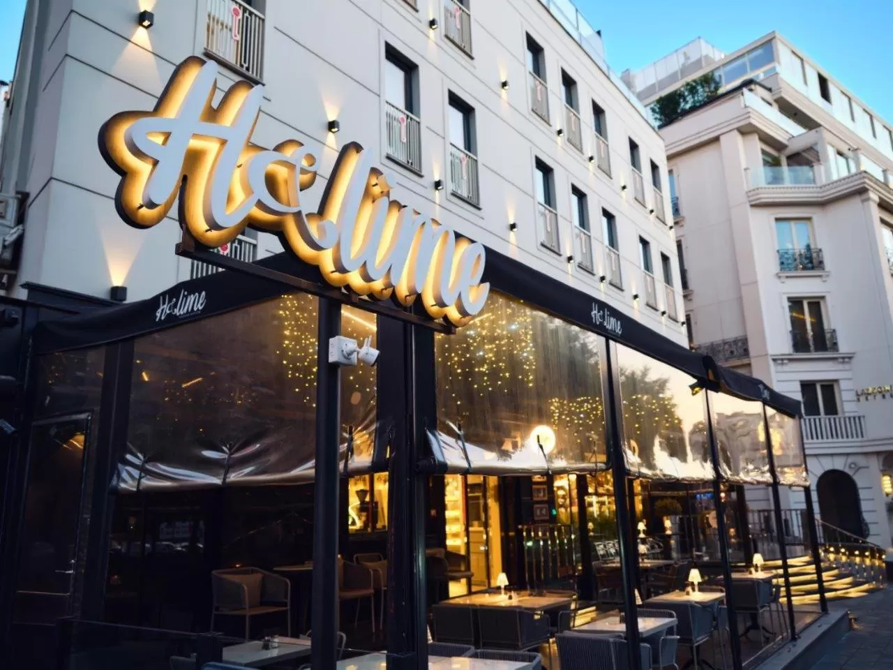 Restaurant/places to eat in Stayso The House Hotel