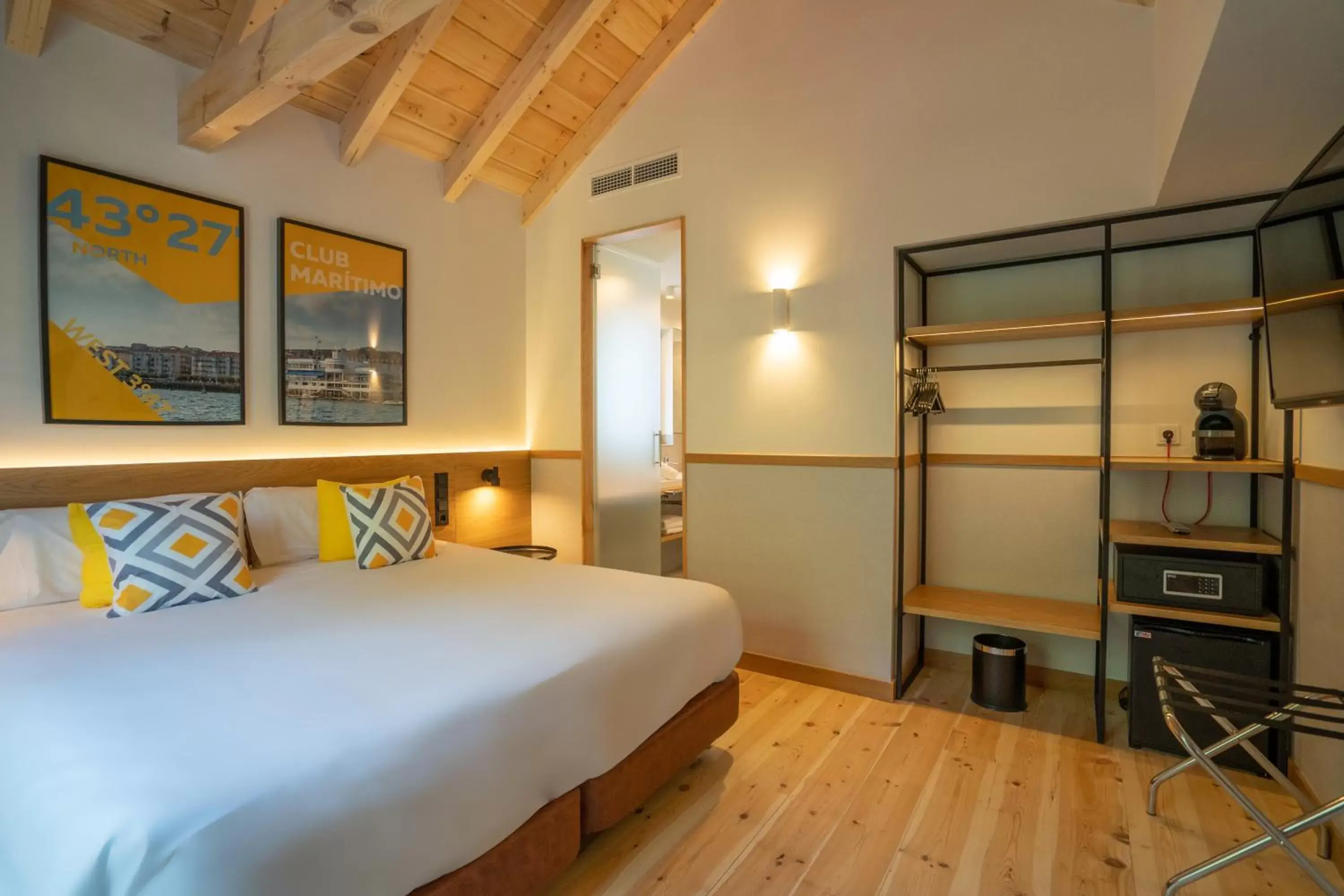 Bedroom, Bed in Sercotel El Balcón de la Bahía Suites
