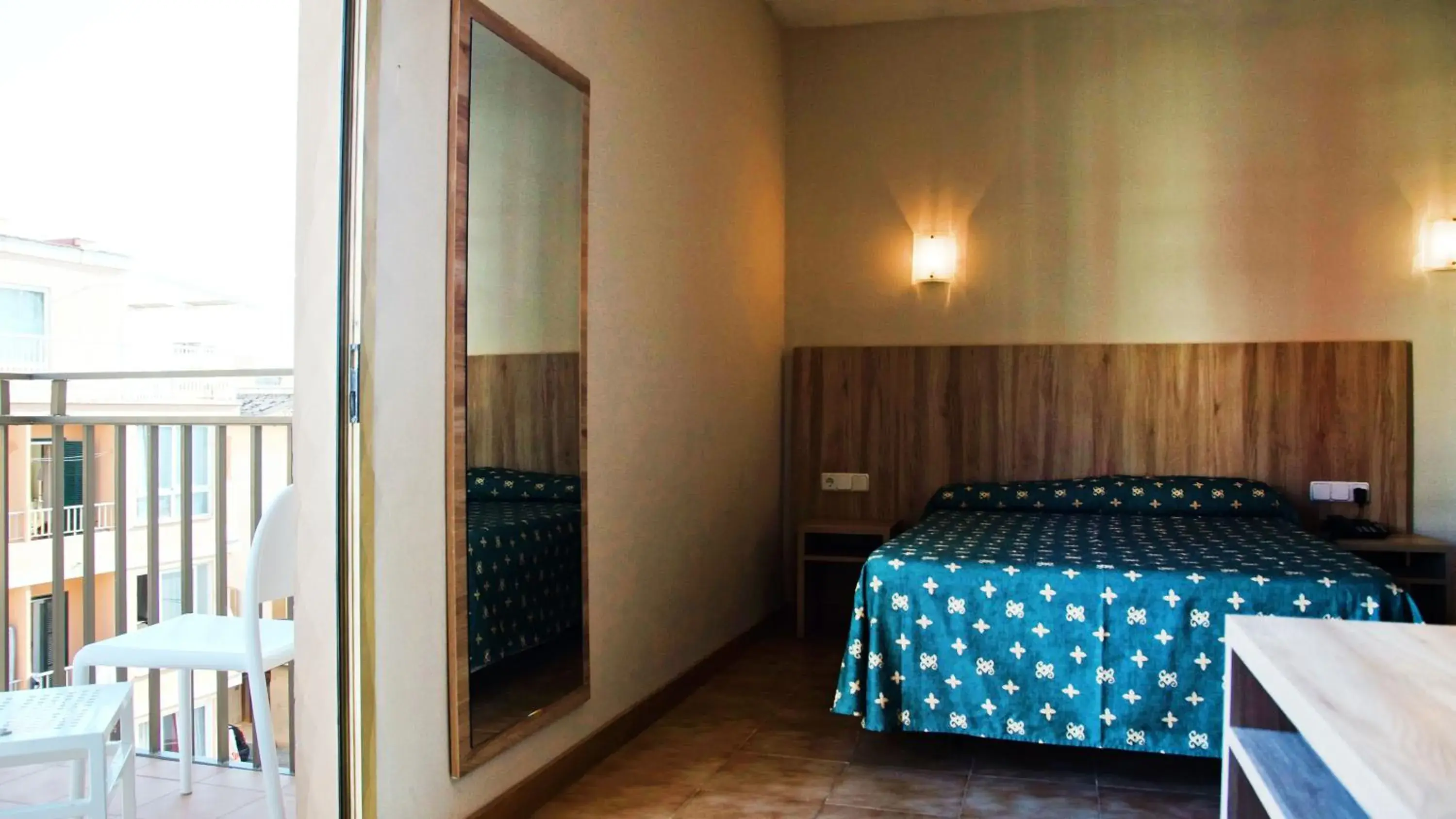 Bedroom, Bed in Hotel Iris - Only Adults Bedroom, Bed in Hotel Iris - Only Adults