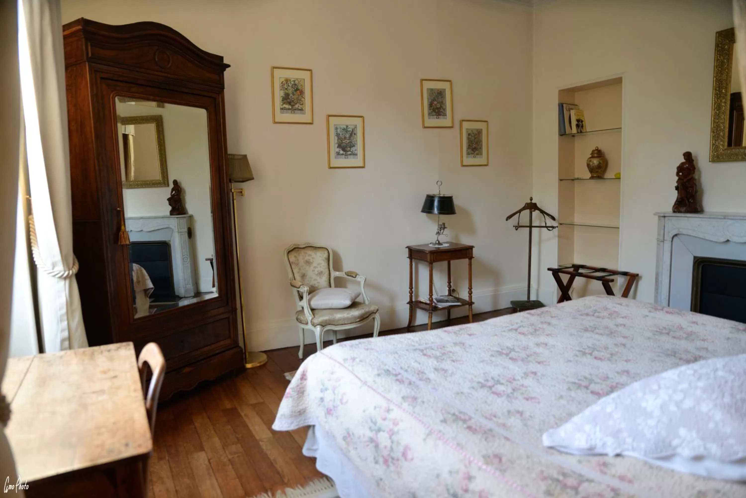 Photo of the whole room, Bed in L'Oustal