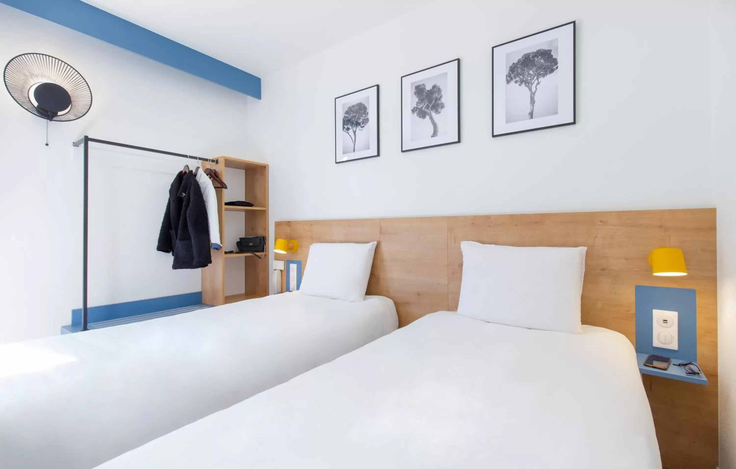 Bedroom, Bed in Kyriad Marseille Gemenos