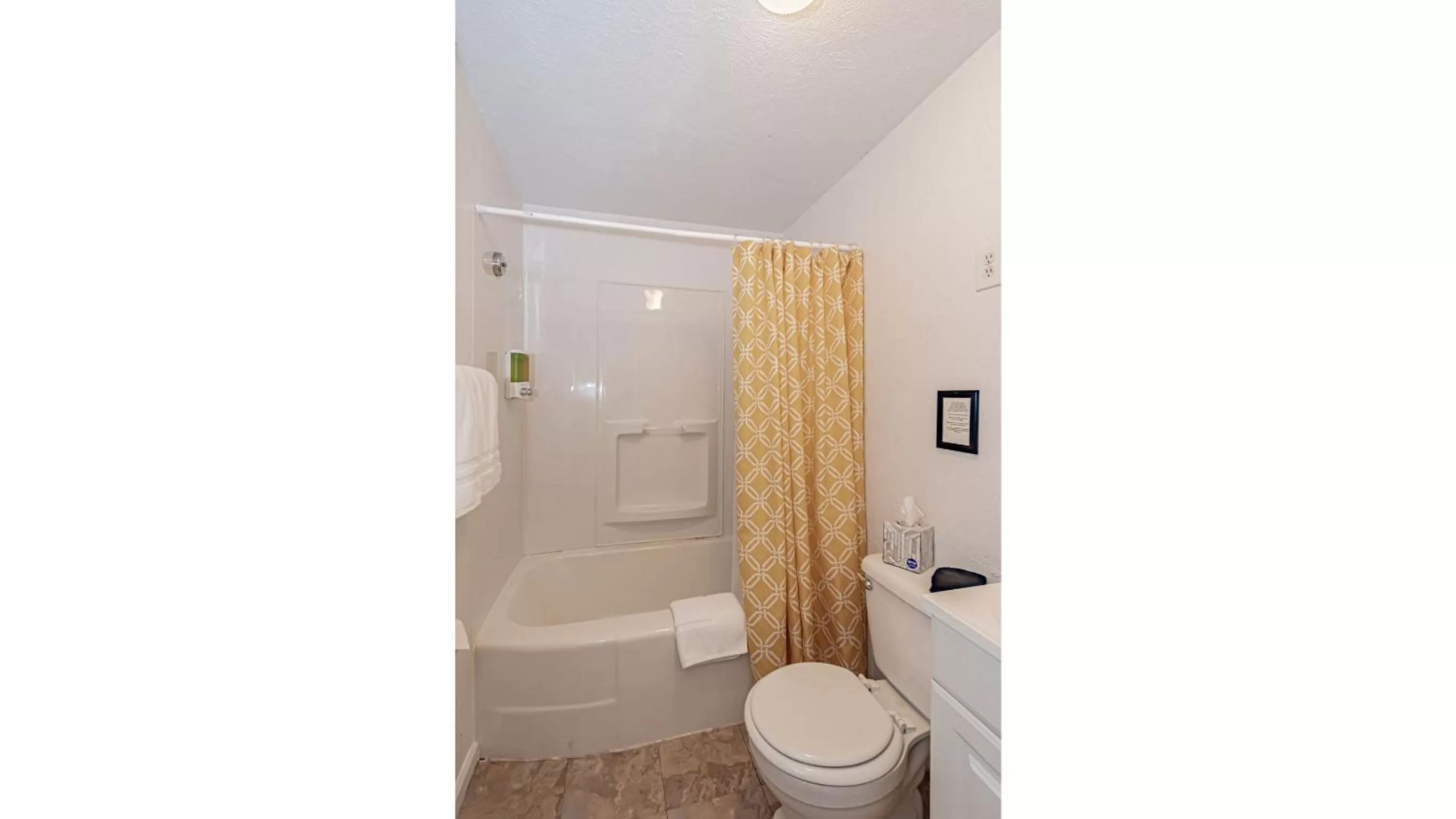 Bathroom in Suites of Lava Hot Springs