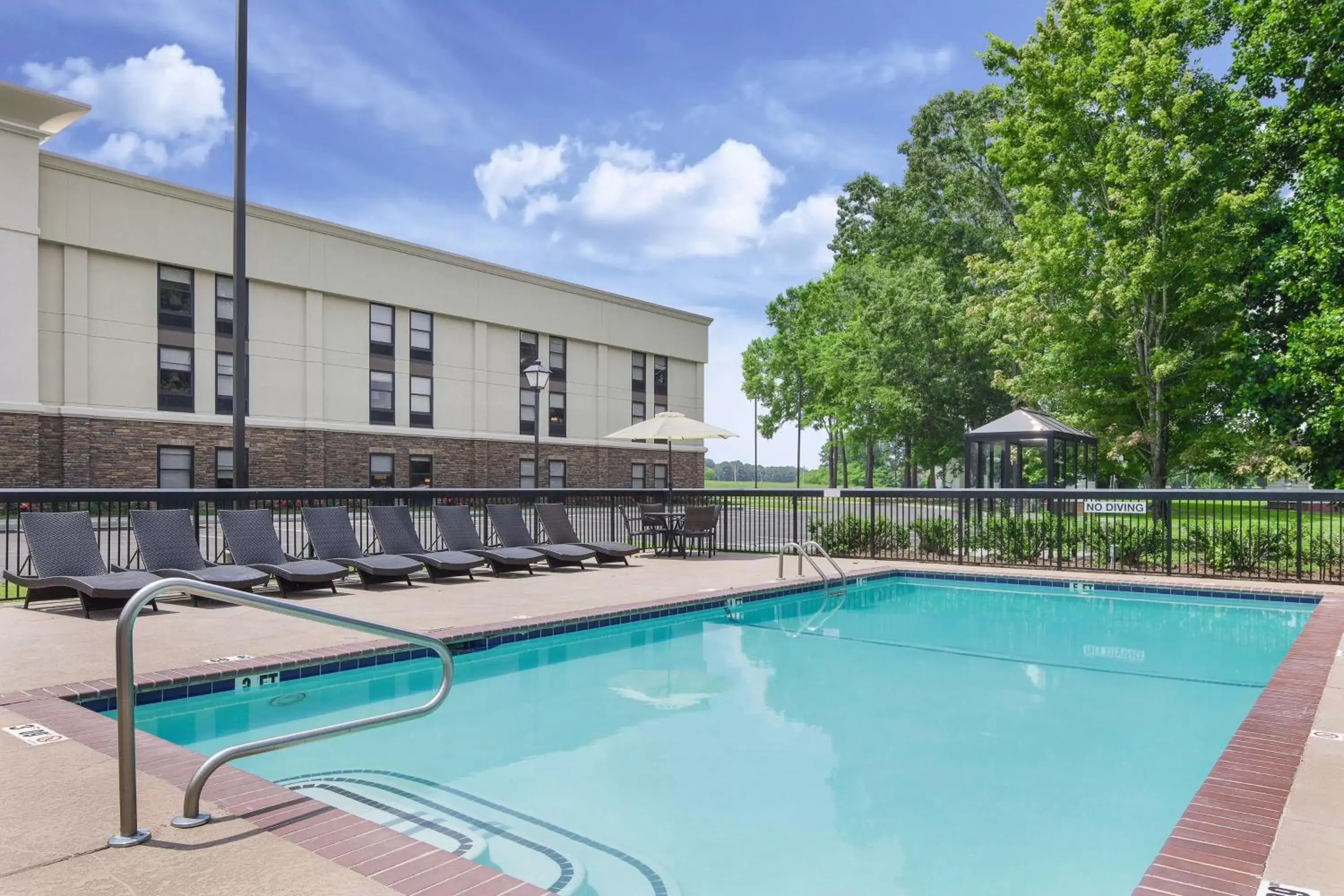 Pool view, Swimming Pool in Hampton Inn Lagrange near Callaway Gardens