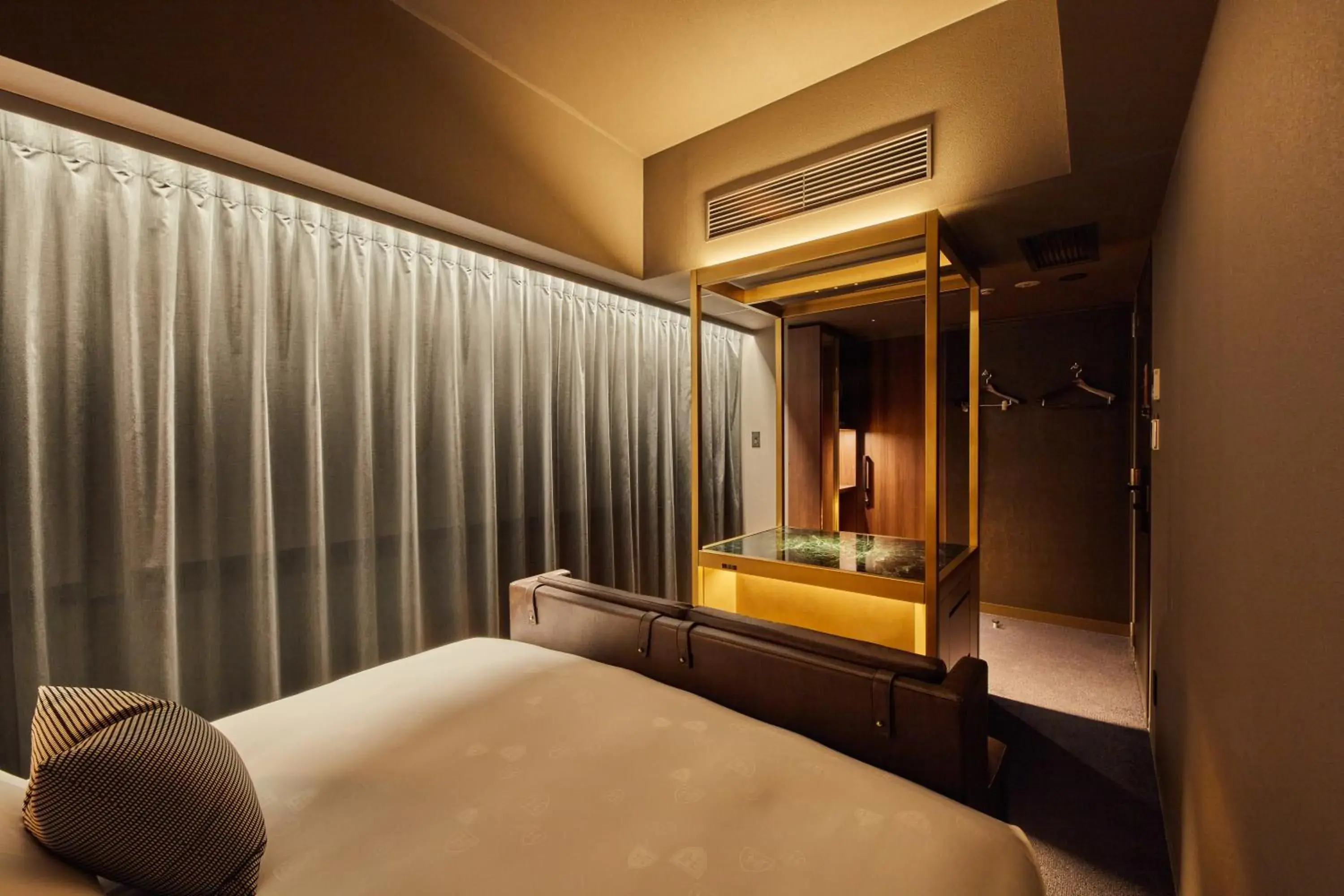 Bed in The Royal Park Canvas - Ginza 8 Bed in The Royal Park Canvas - Ginza 8