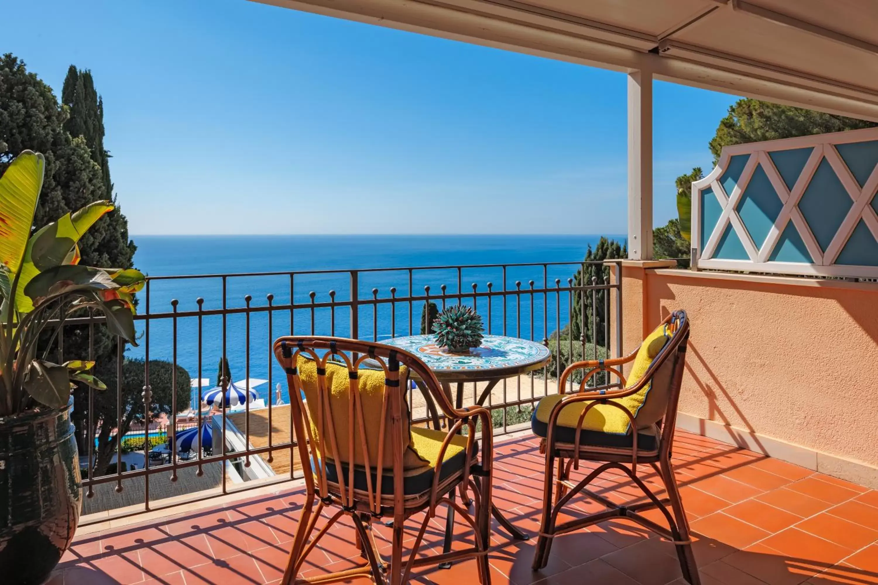 Balcony/Terrace in Grand Hotel San Pietro Relais & Chateaux