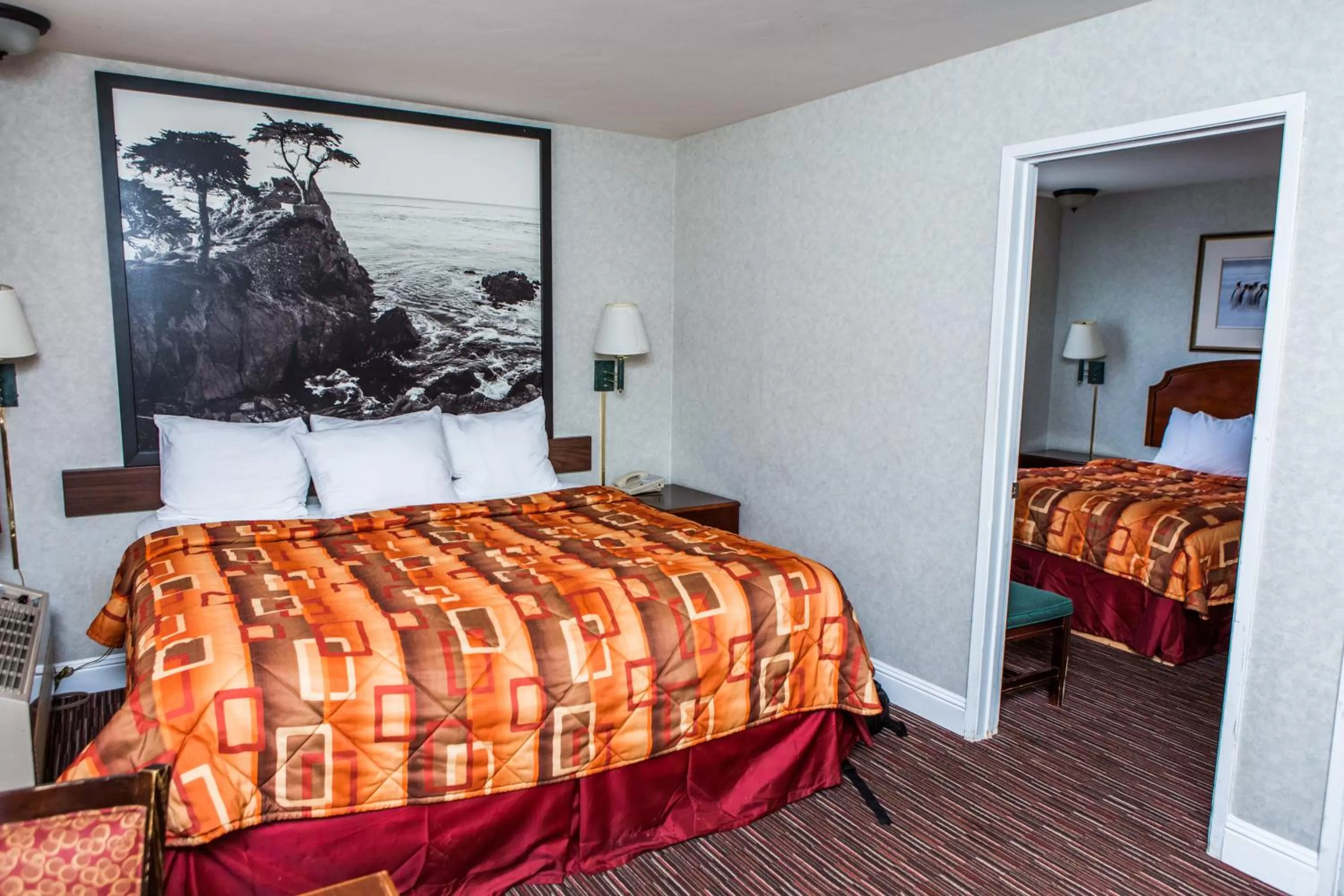 Photo of the whole room, Bed in Pelican Inn