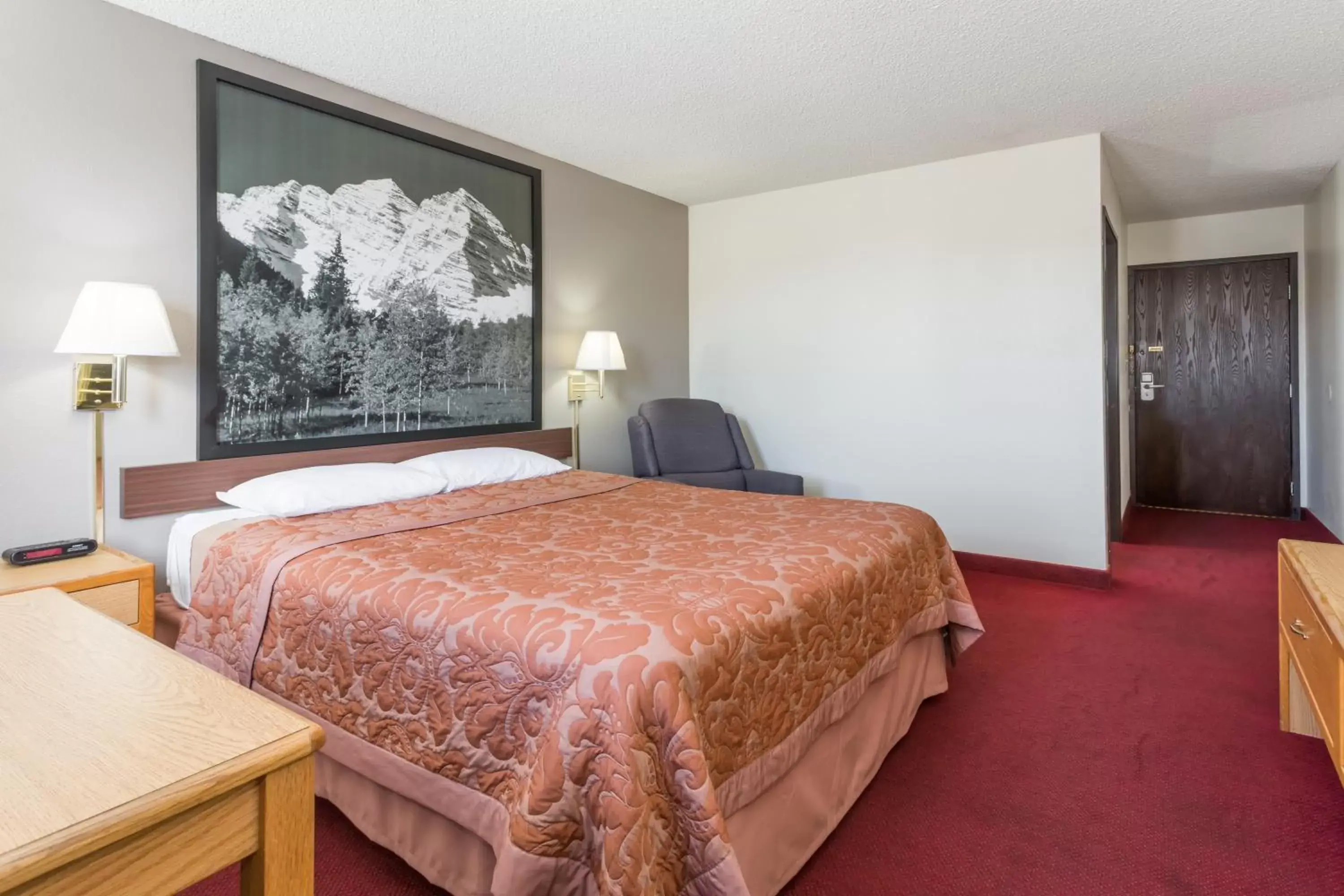 Photo of the whole room, Room Photo in Super 8 by Wyndham Grand Junction Colorado