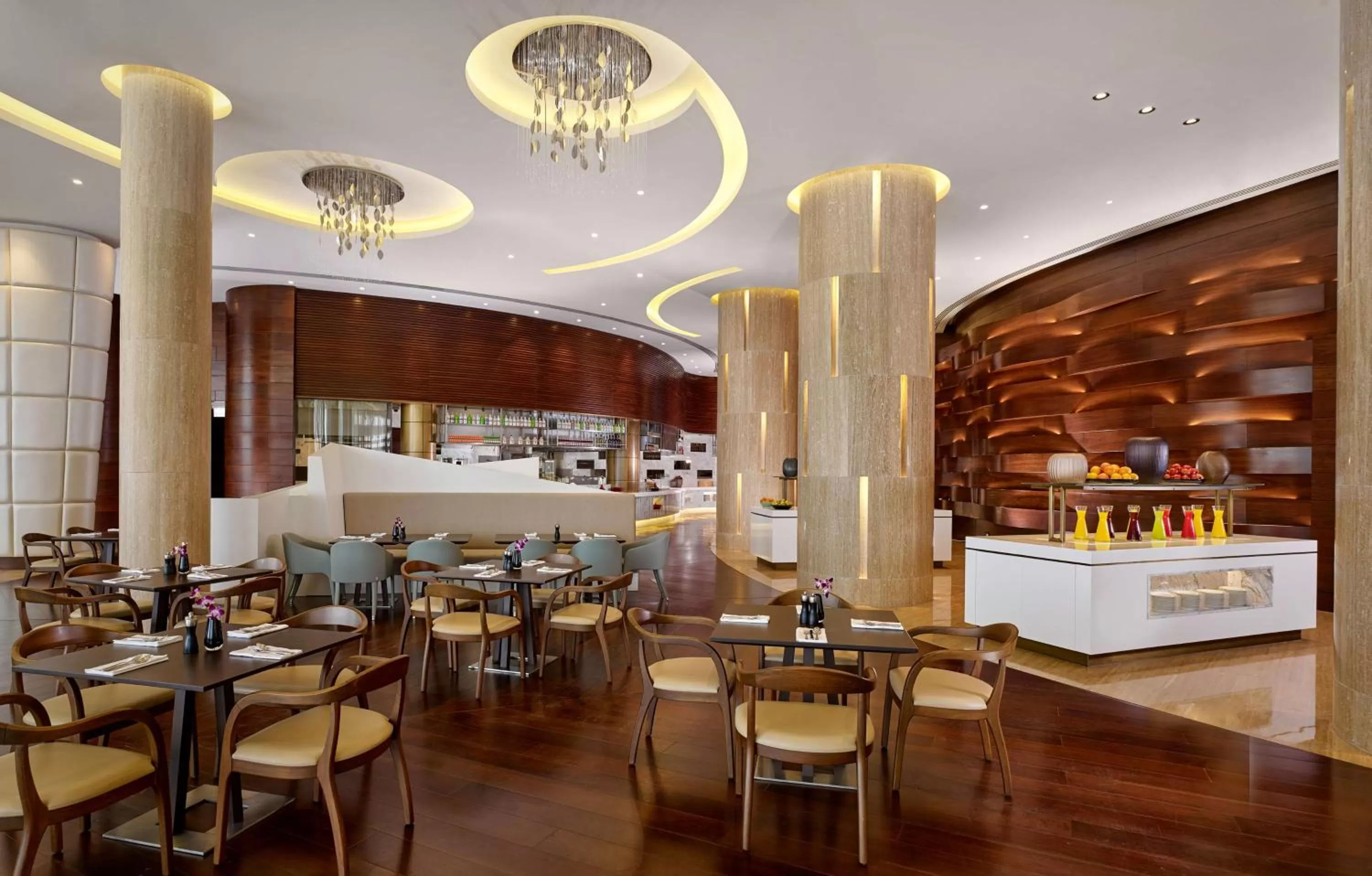 Restaurant/places to eat in Grand Hyatt Abu Dhabi Hotel & Residences Emirates Pearl