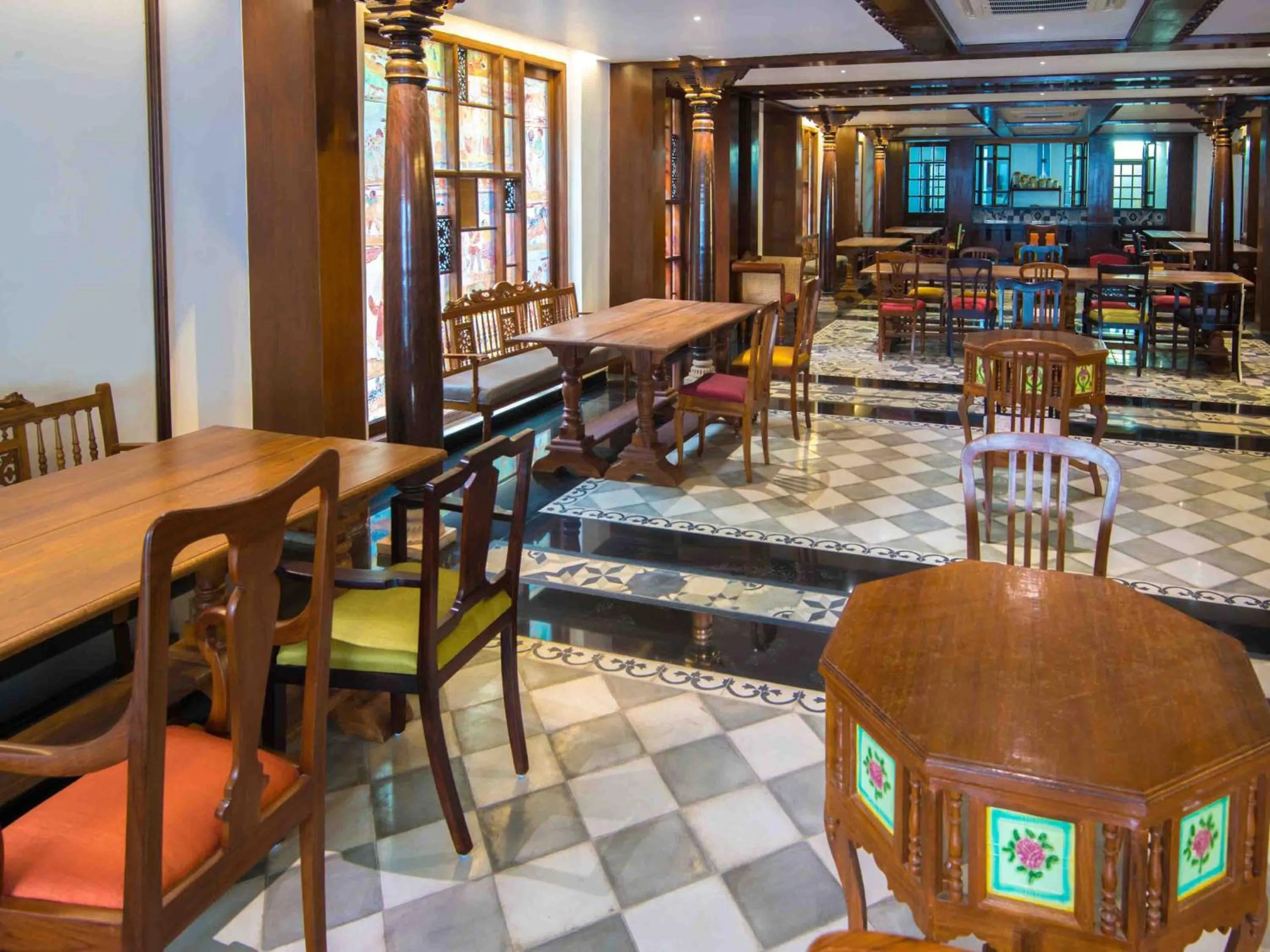 Restaurant/places to eat in Svatma - A Luxury Heritage Resort