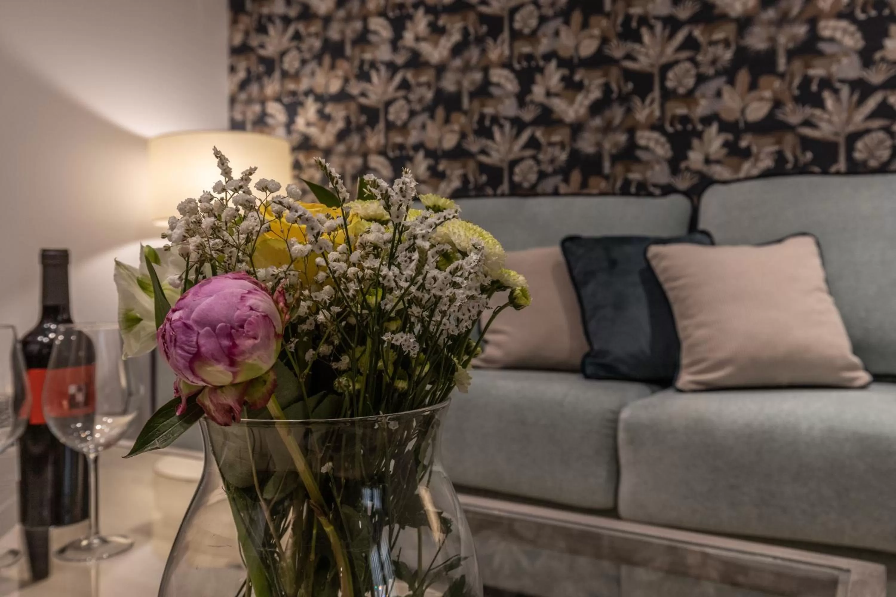 Living room in BiBo Suites San Agustín