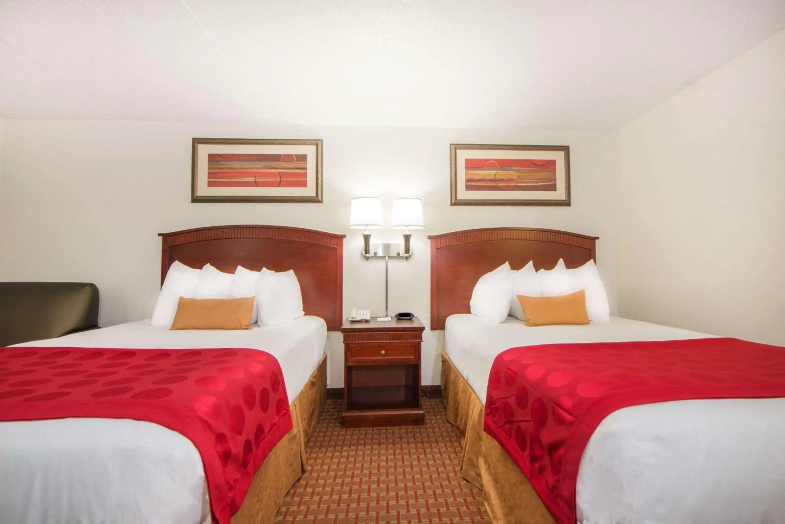 Photo of the whole room, Bed in Ramada by Wyndham Enid Photo of the whole room, Bed in Ramada by Wyndham Enid