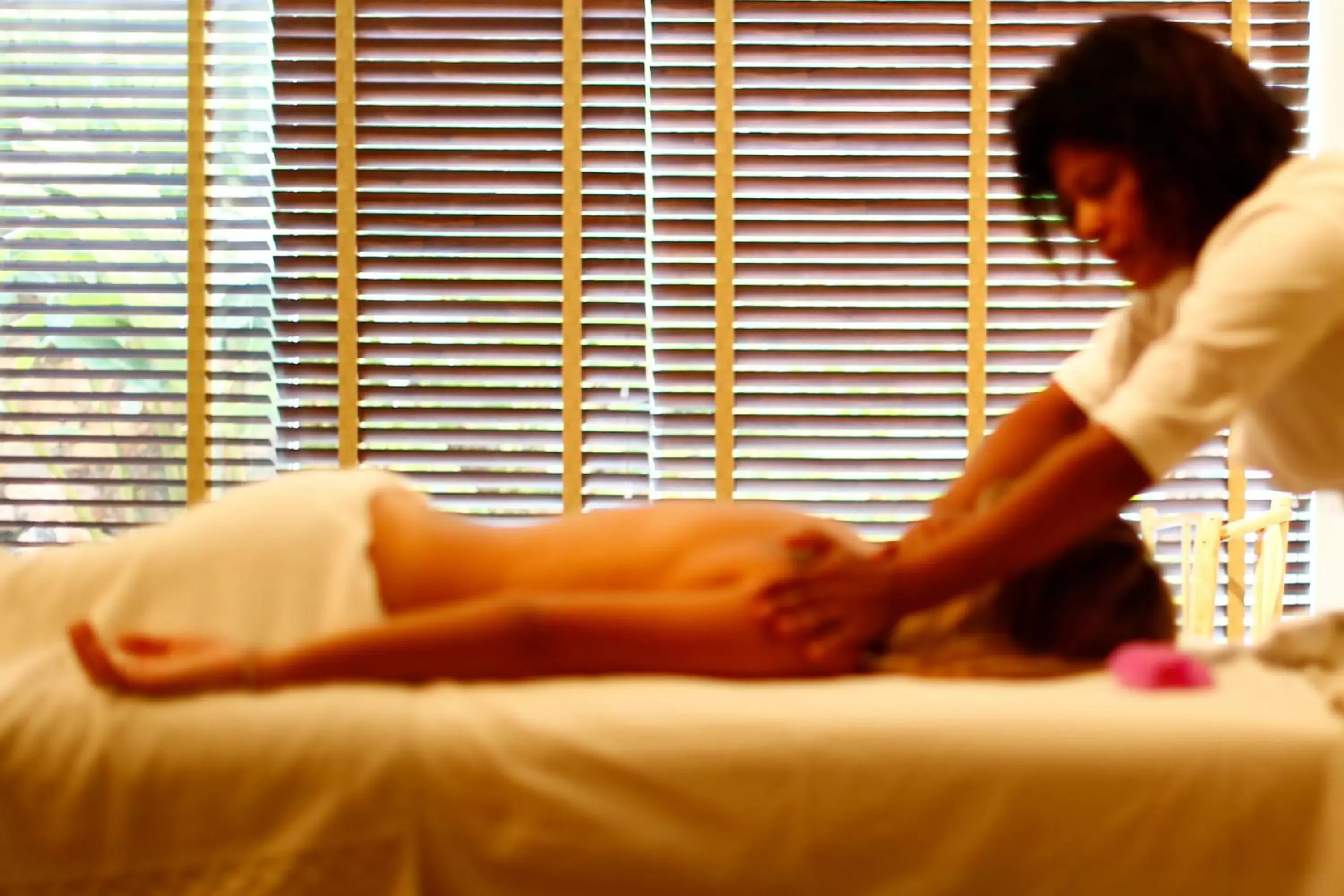 Massage in Manary Praia Hotel