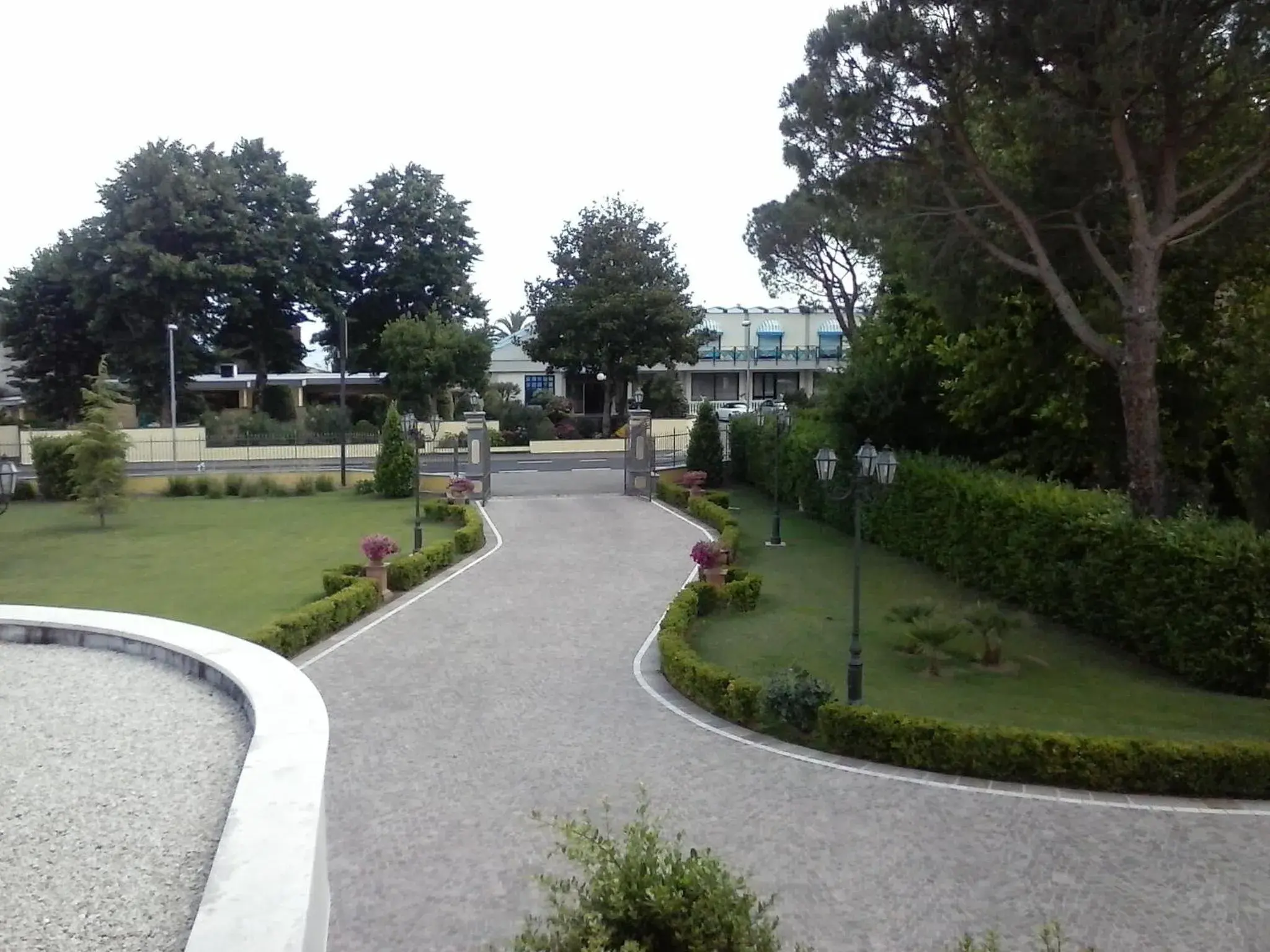 Garden in Hotel Lido - Beach and Palace