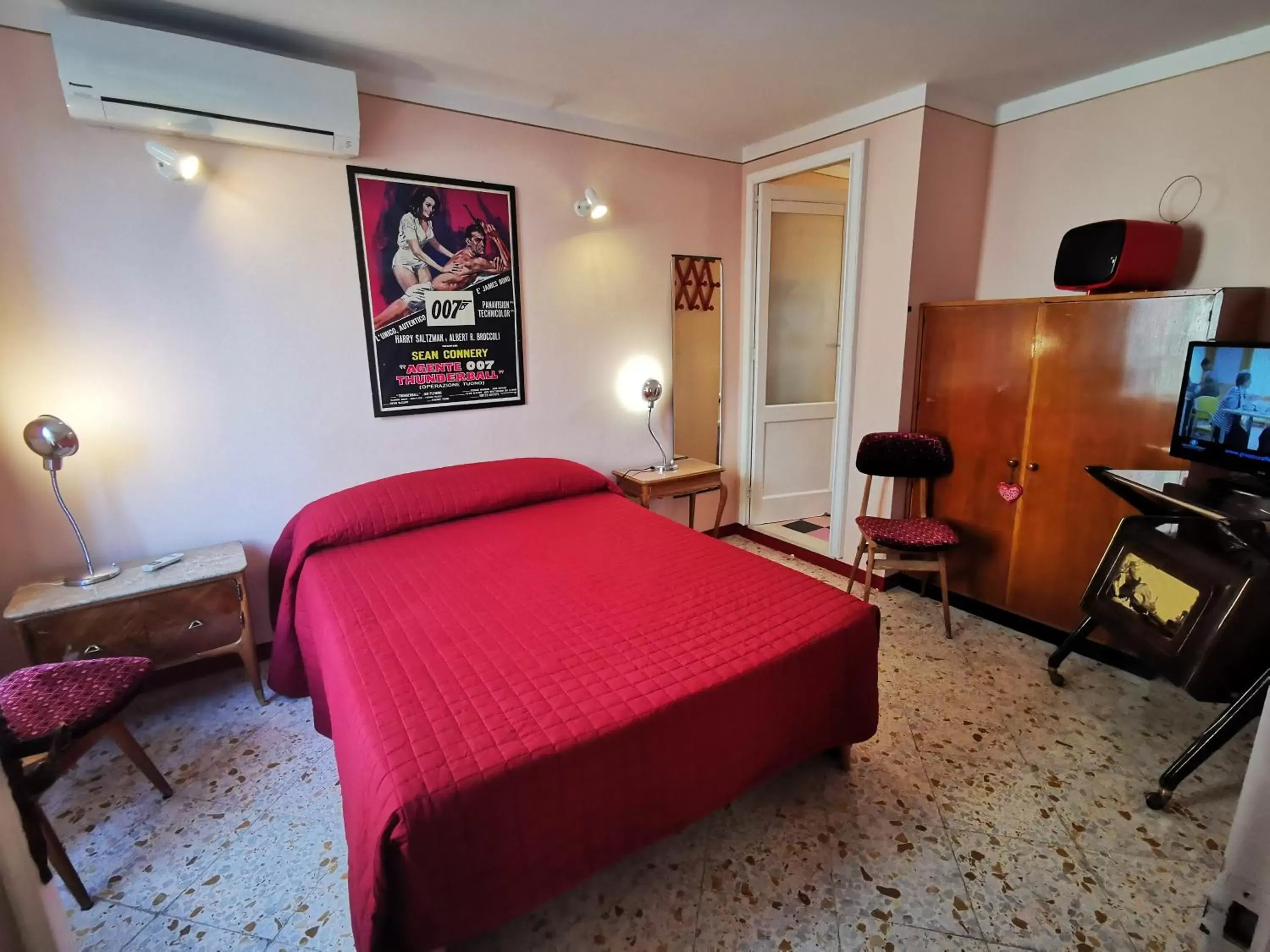 Bed in Casa Farella B&B in mini Apartments Altamura x Matera