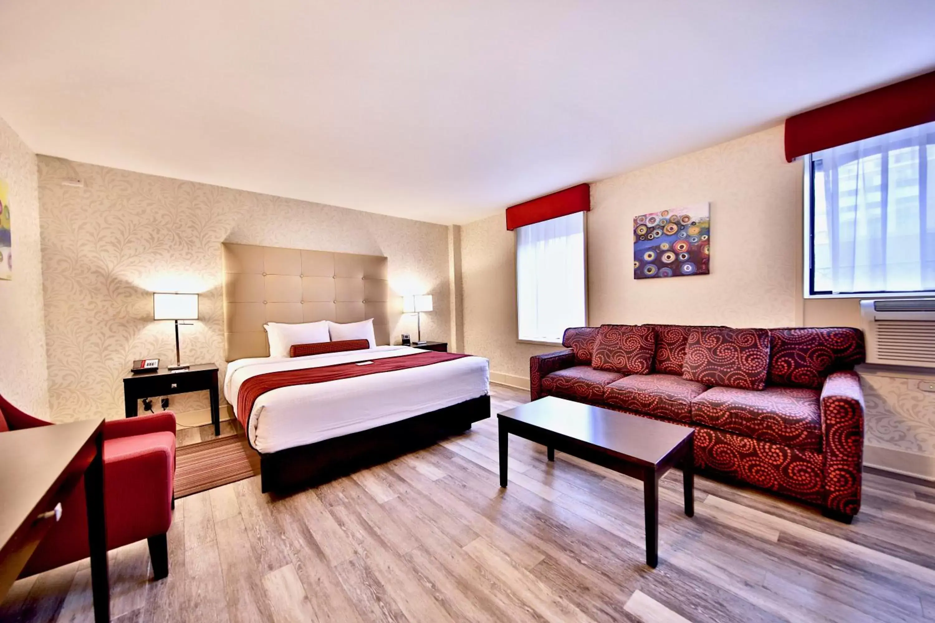 Photo of the whole room in Best Western Plus Montreal Downtown- Hotel Europa