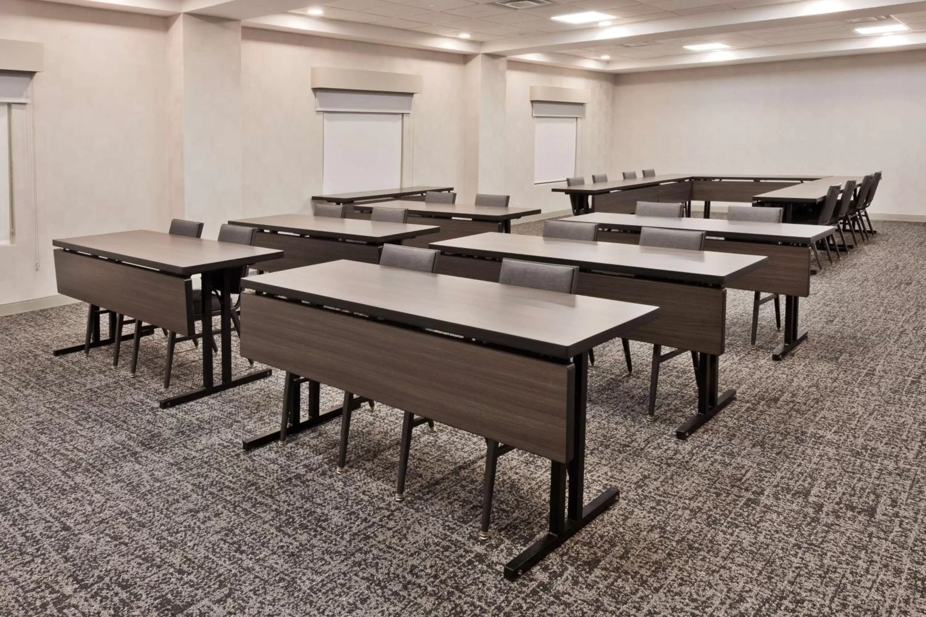 Meeting/conference room in Hampton Inn & Suites Lanett/West Point