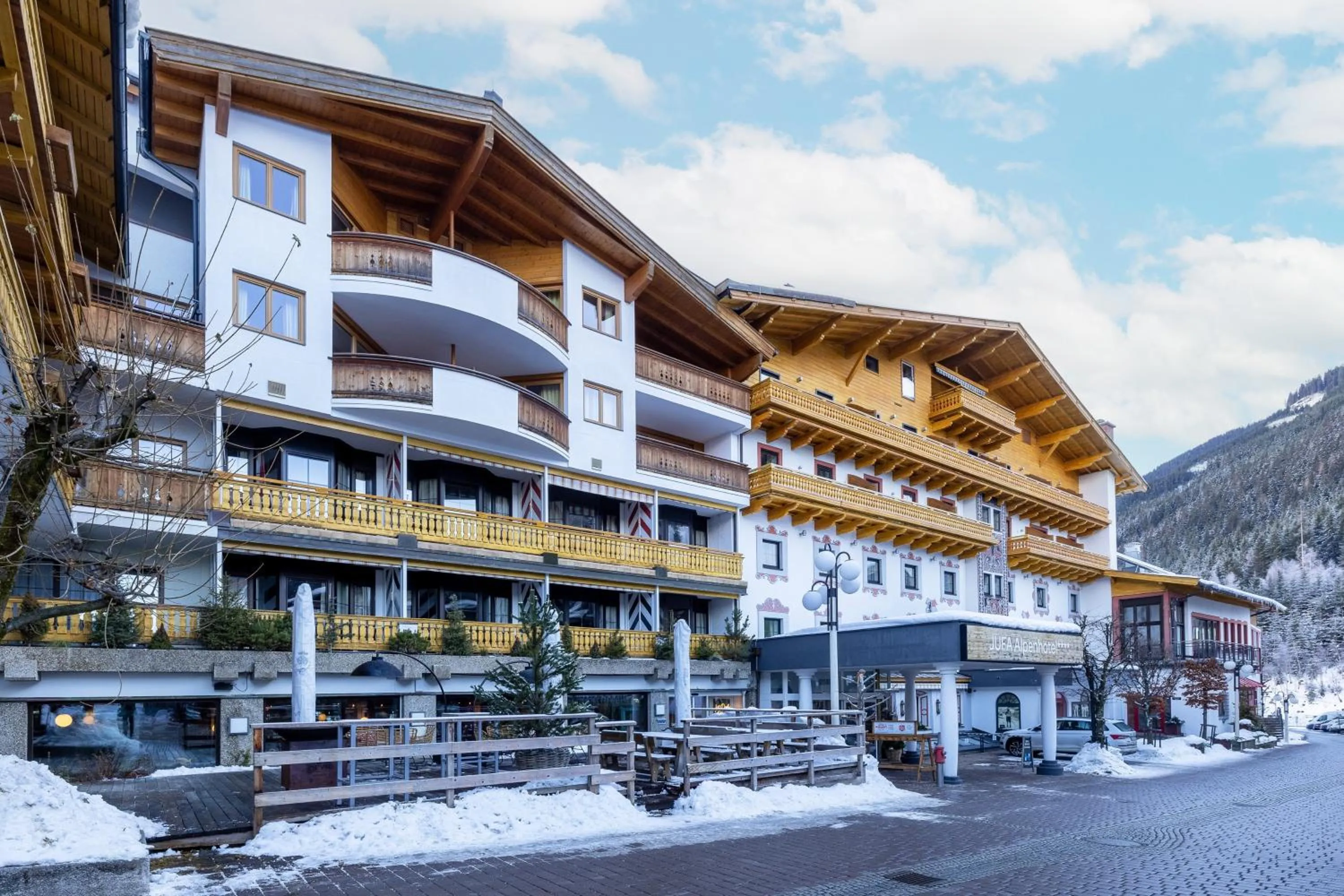 Property building in JUFA Alpenhotel Saalbach