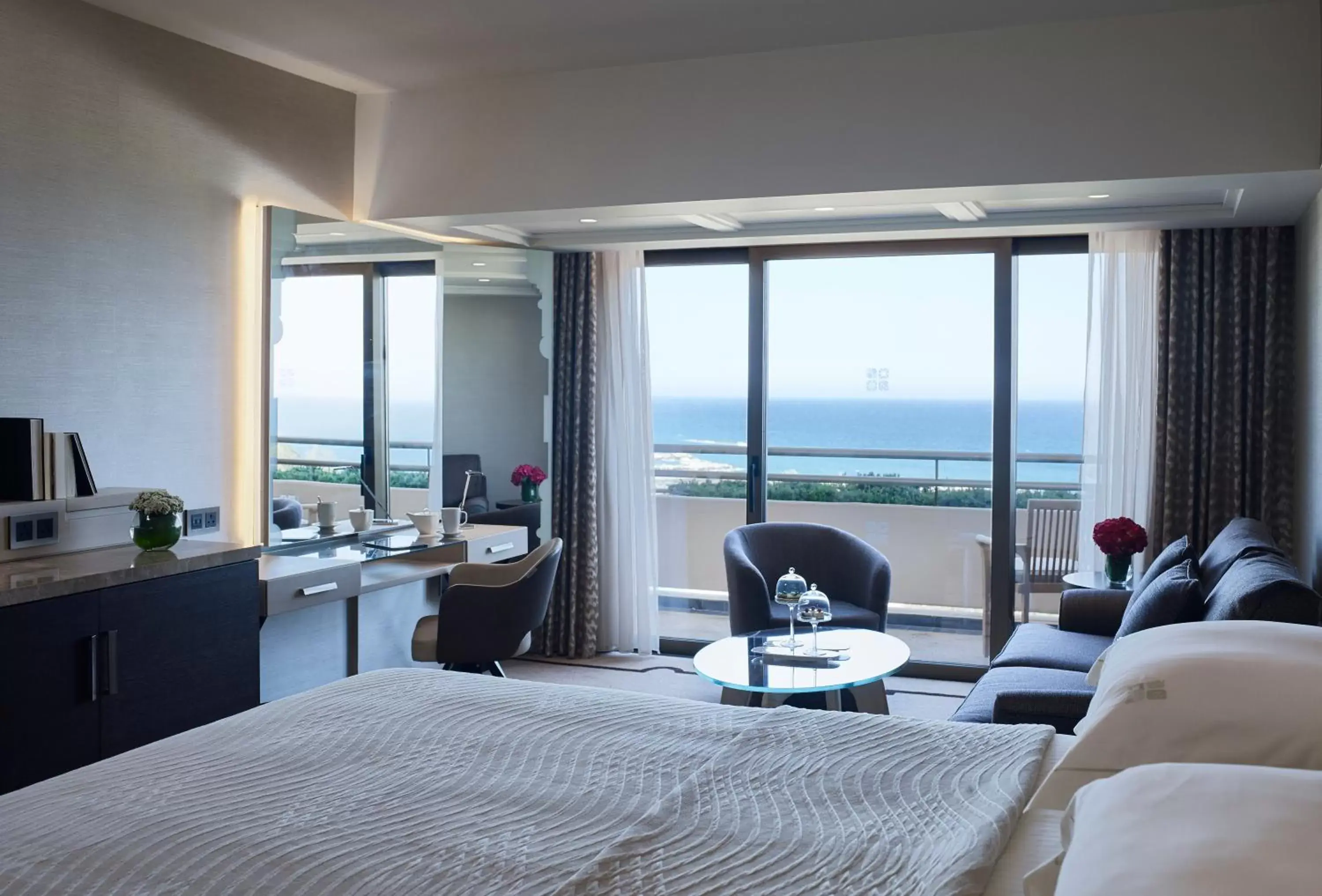 Family Room with Sea View in Four Seasons Hotel