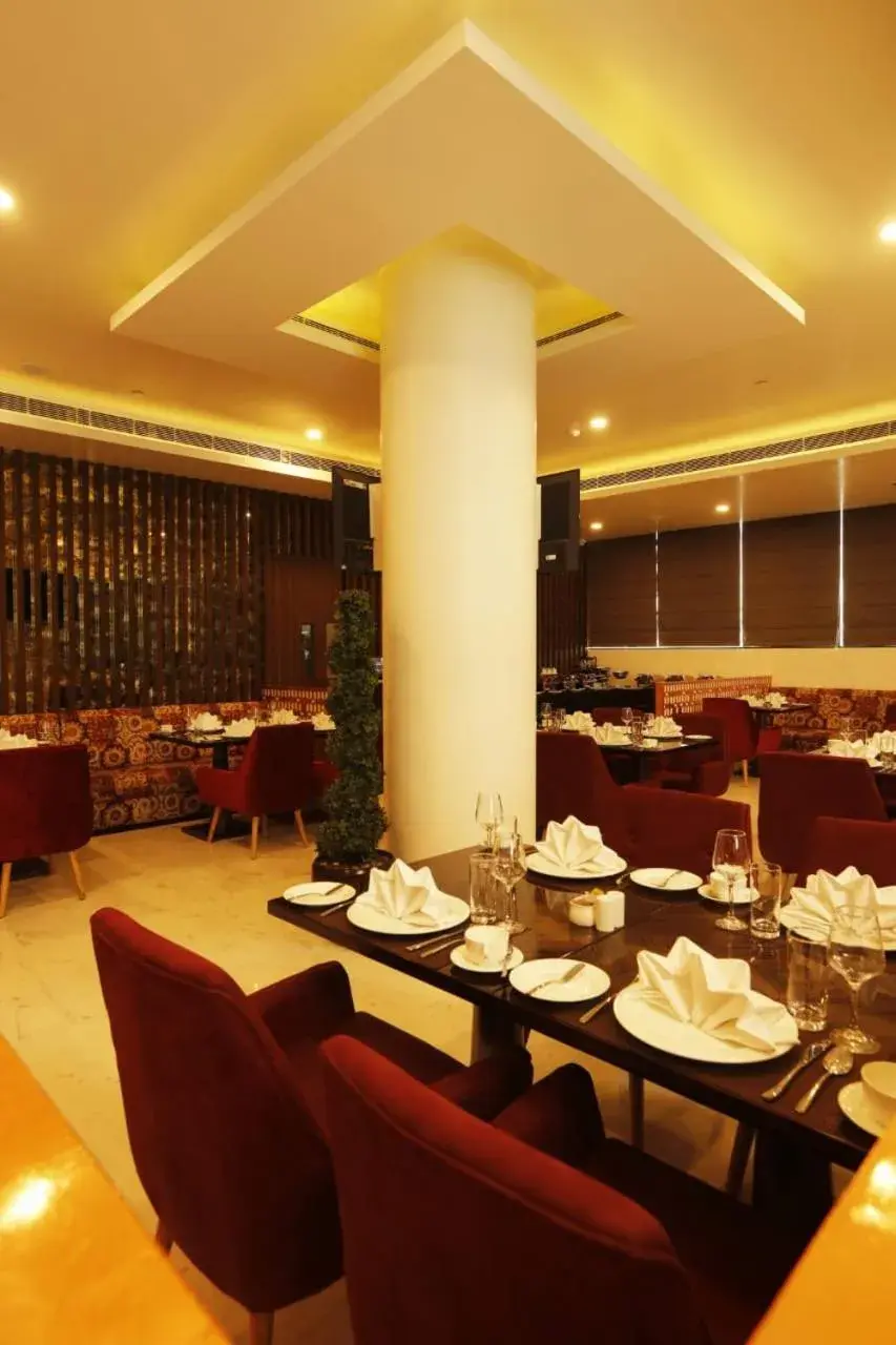 Restaurant/Places to Eat in Days Hotel Jaipur Tonk Road