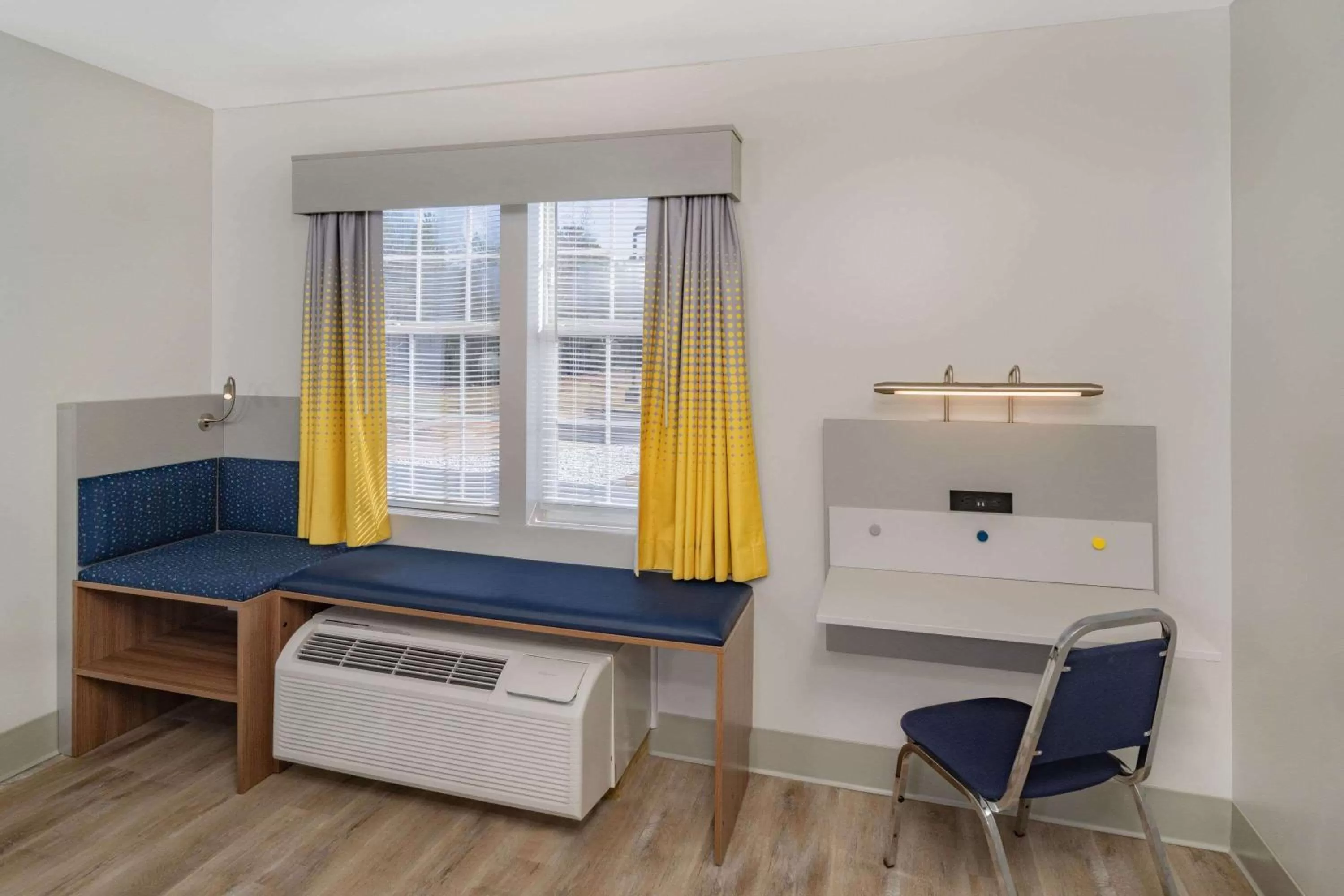 Photo of the whole room in Microtel Inn by Wyndham Athens