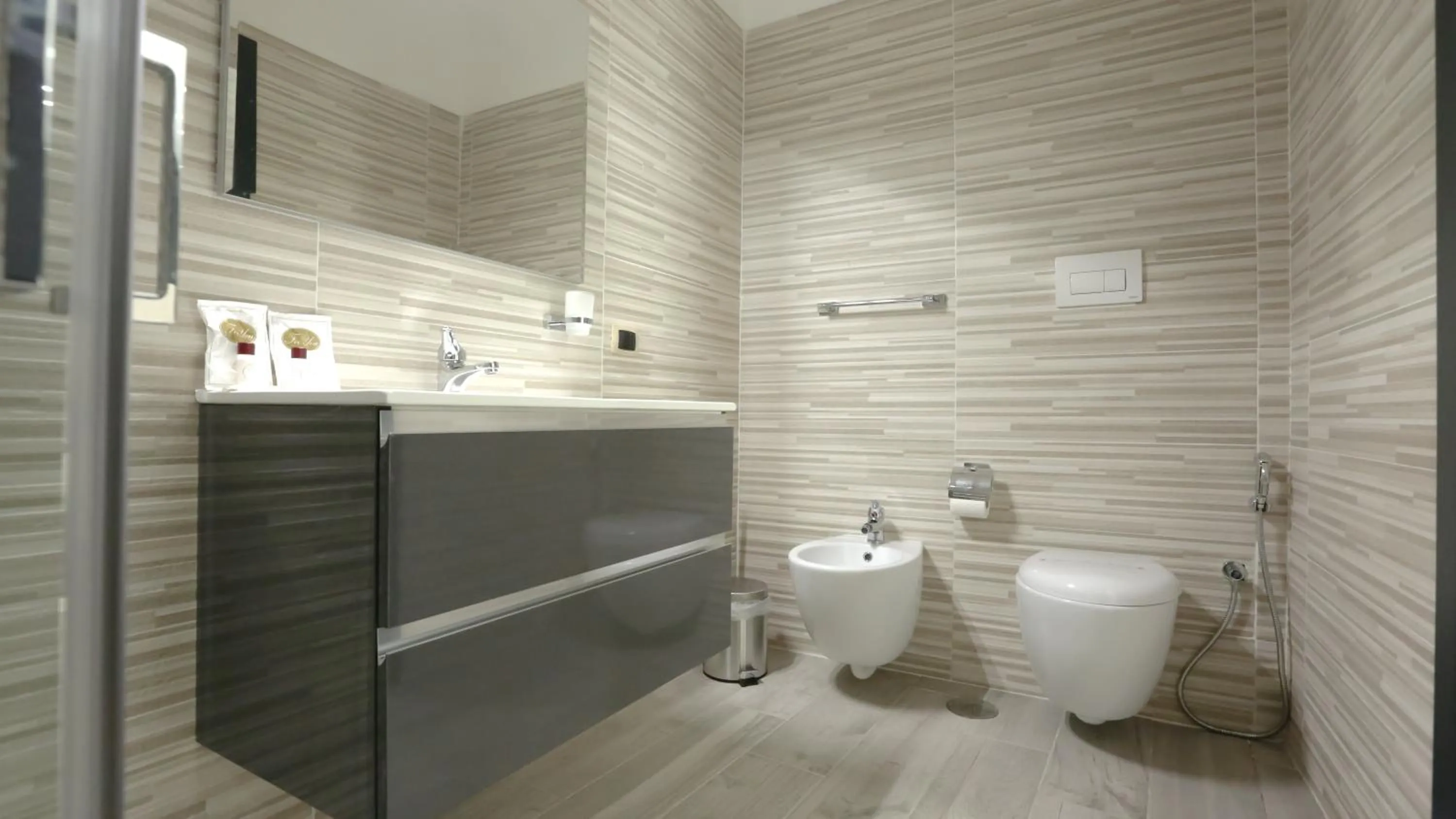 Bathroom in Ecumano Space