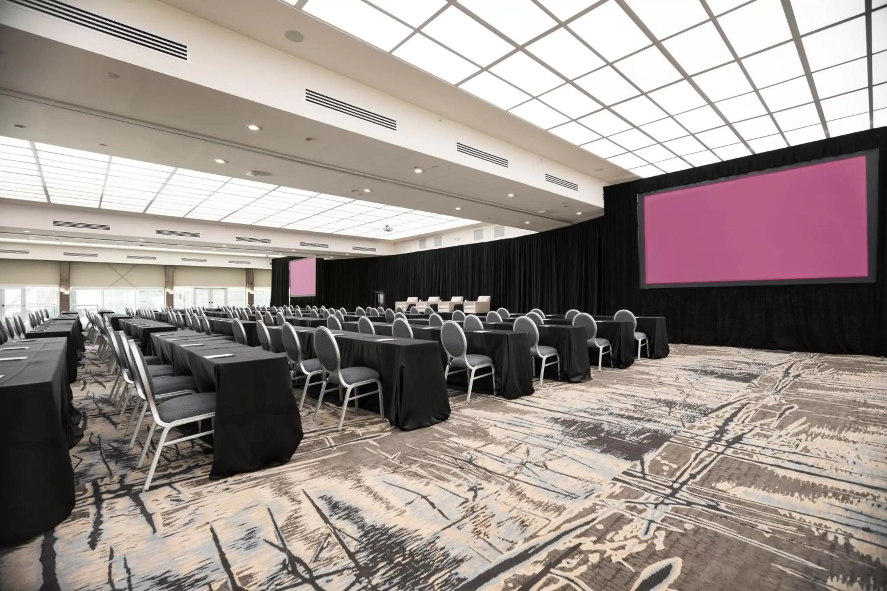 Banquet/Function facilities, Business Area/Conference Room in Fort Pontchartrain Detroit, a Wyndham Hotel