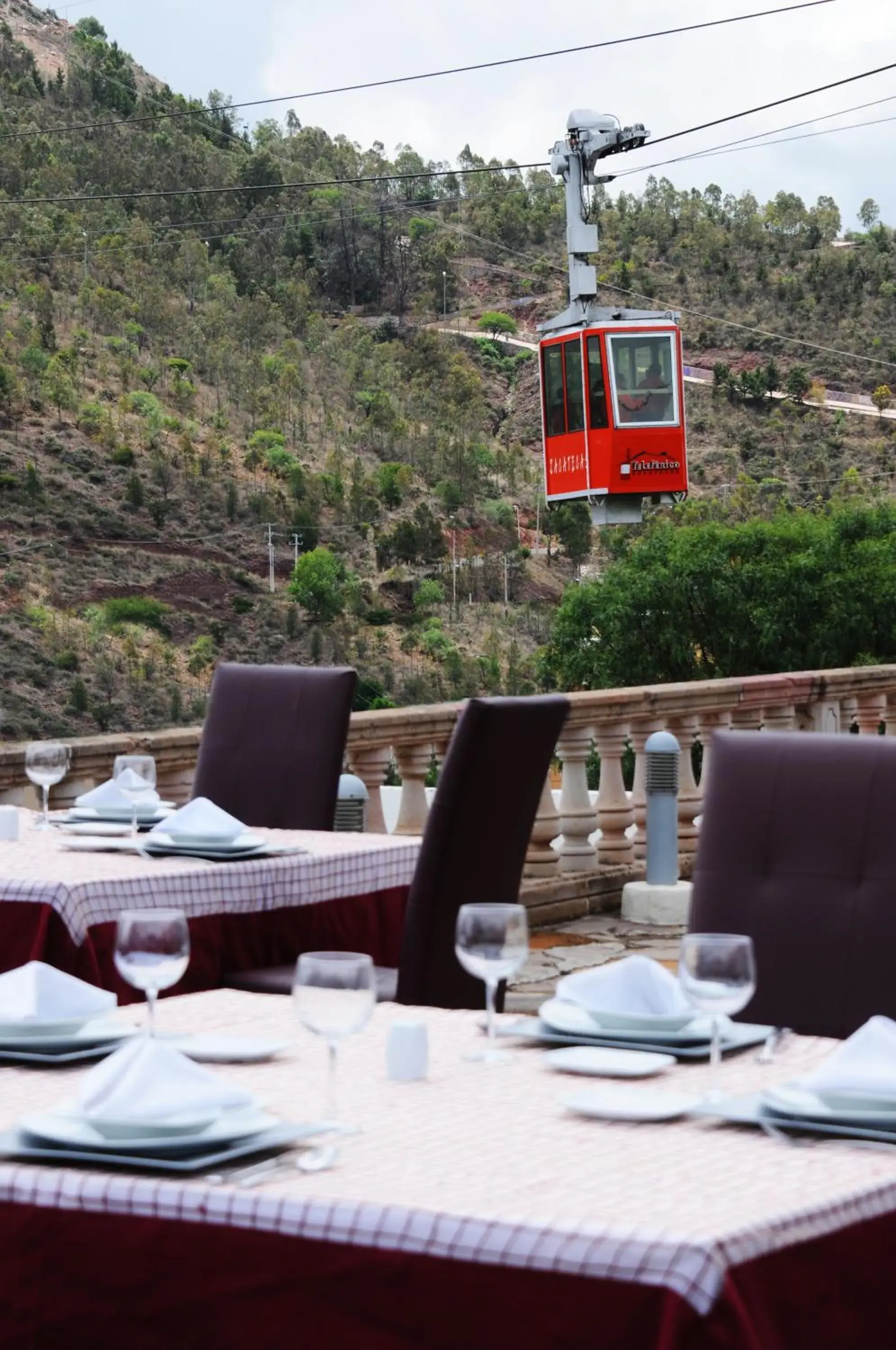 Restaurant/Places to Eat in Hotel Baruk Teleferico y Mina