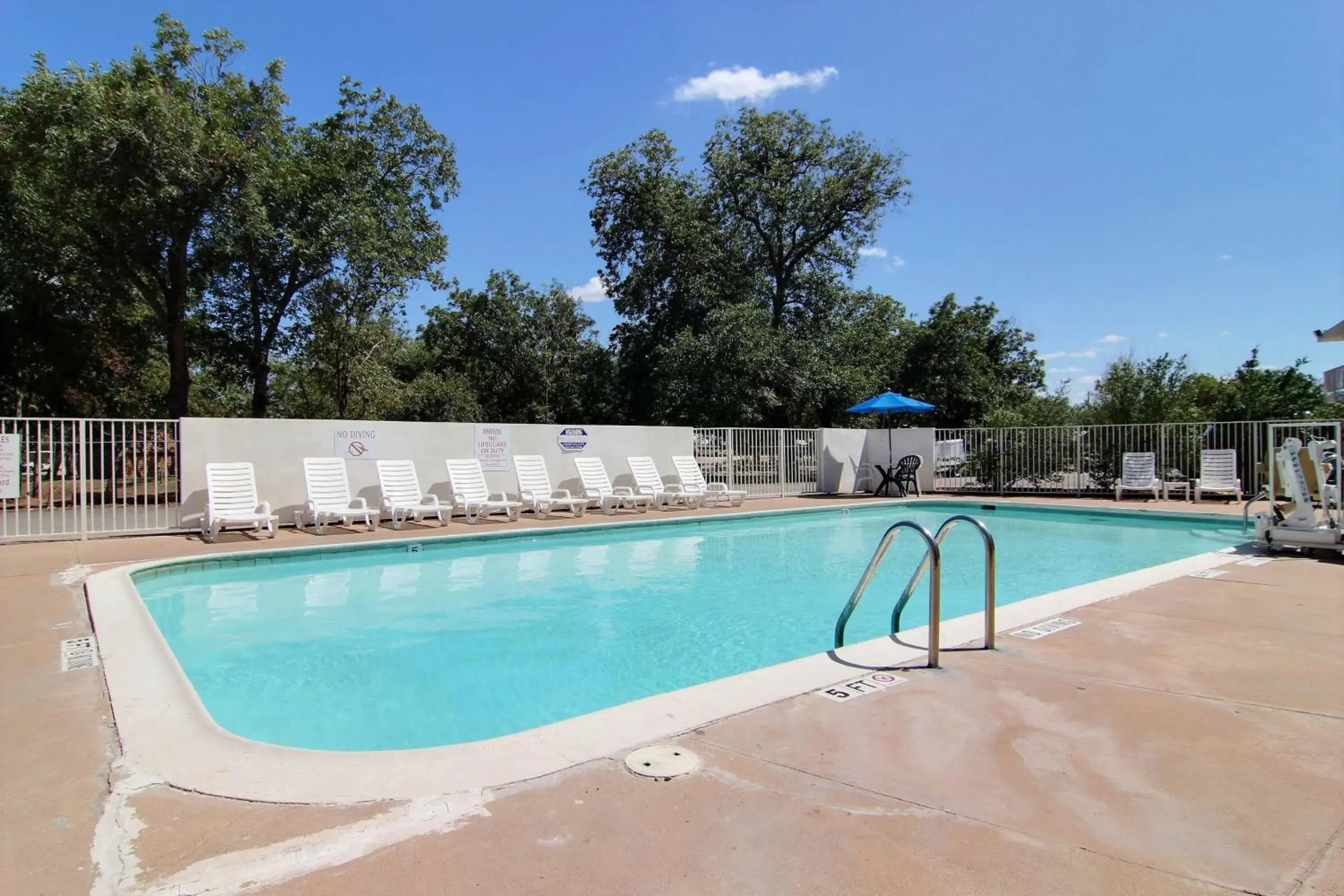 Swimming Pool in Motel 6-Abilene, TX