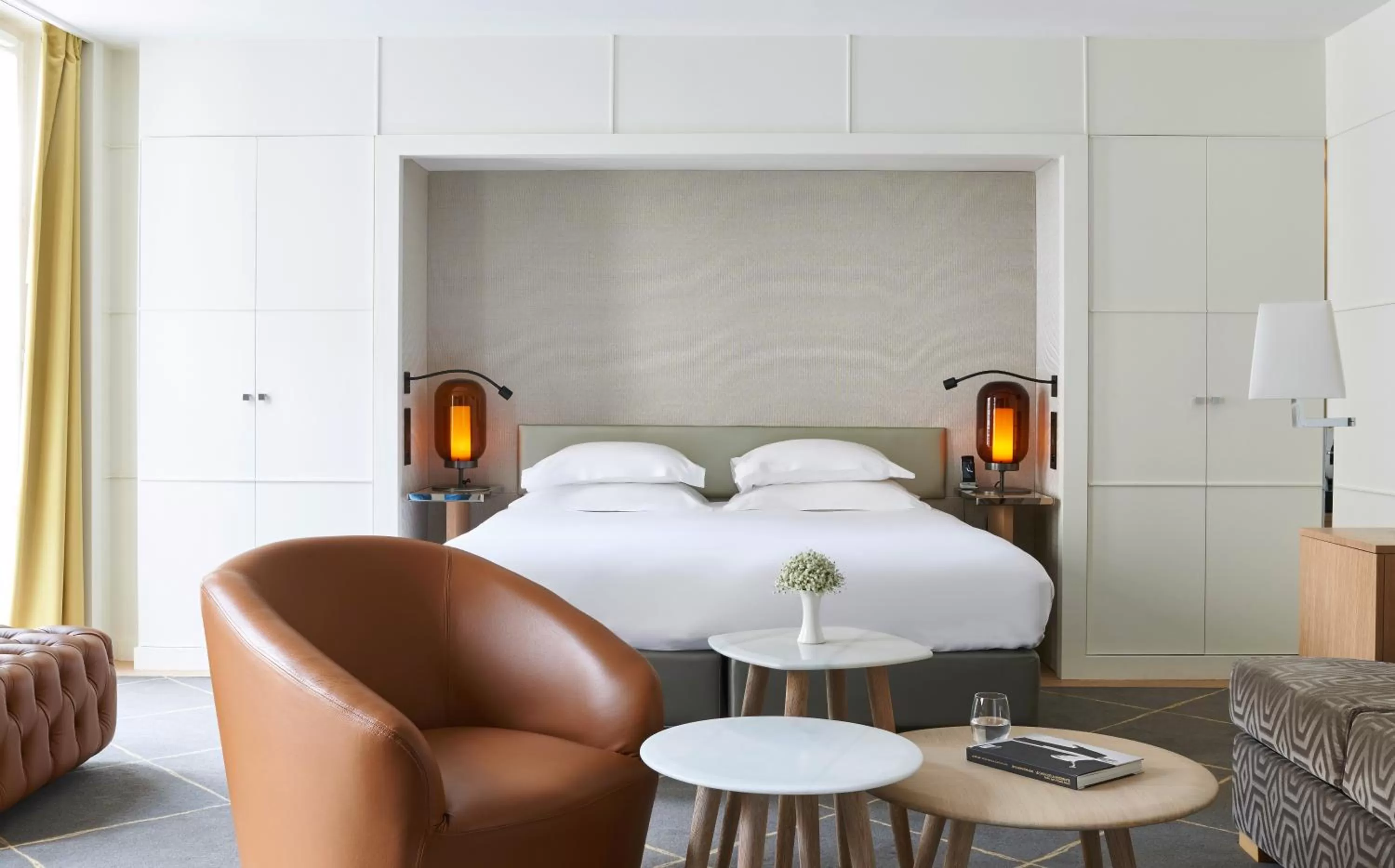 Seating area, Bed in Hotel Opéra Richepanse