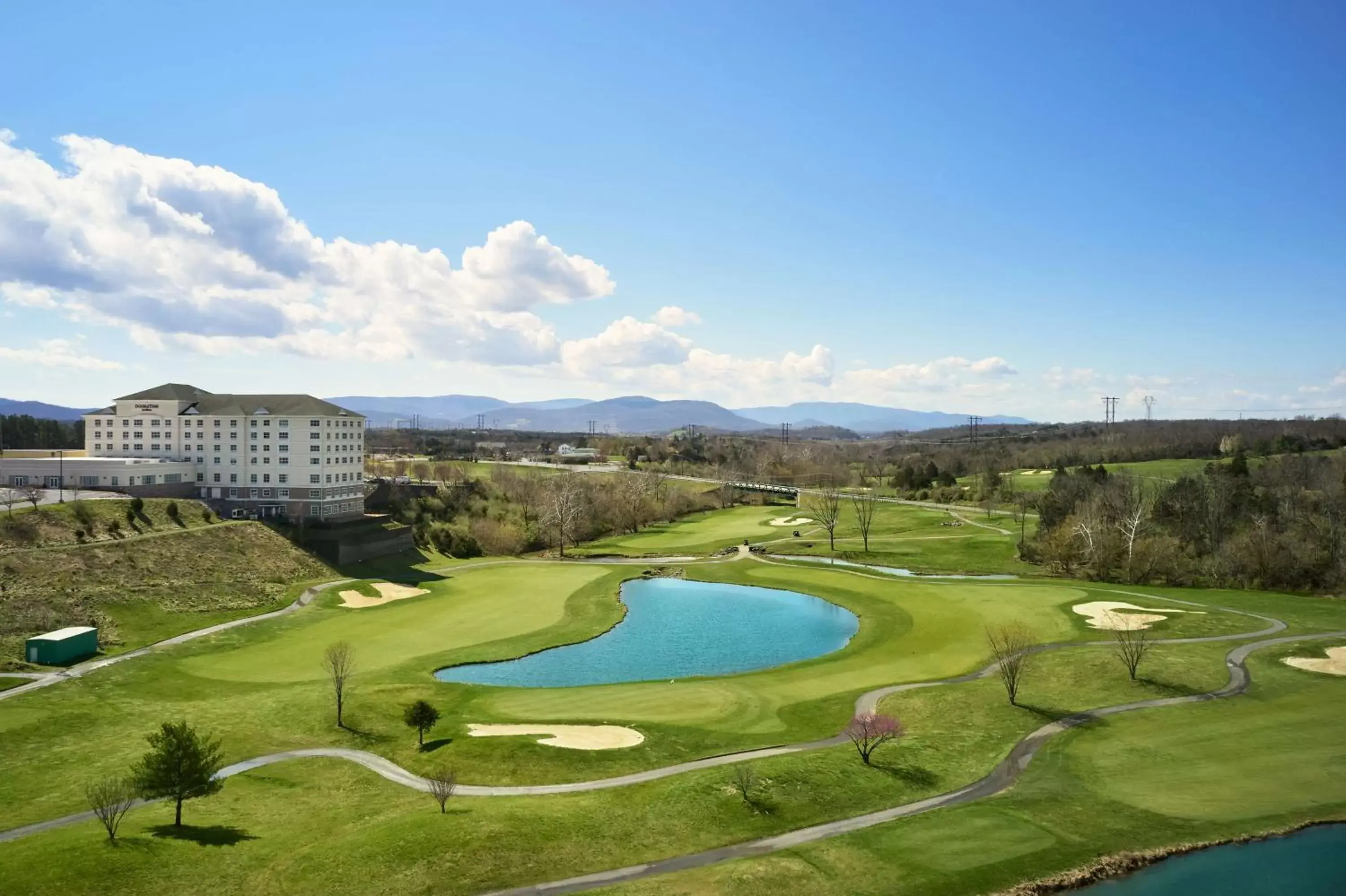 Golfcourse, Pool View in Doubletree By Hilton Front Royal Blue Ridge Shadows