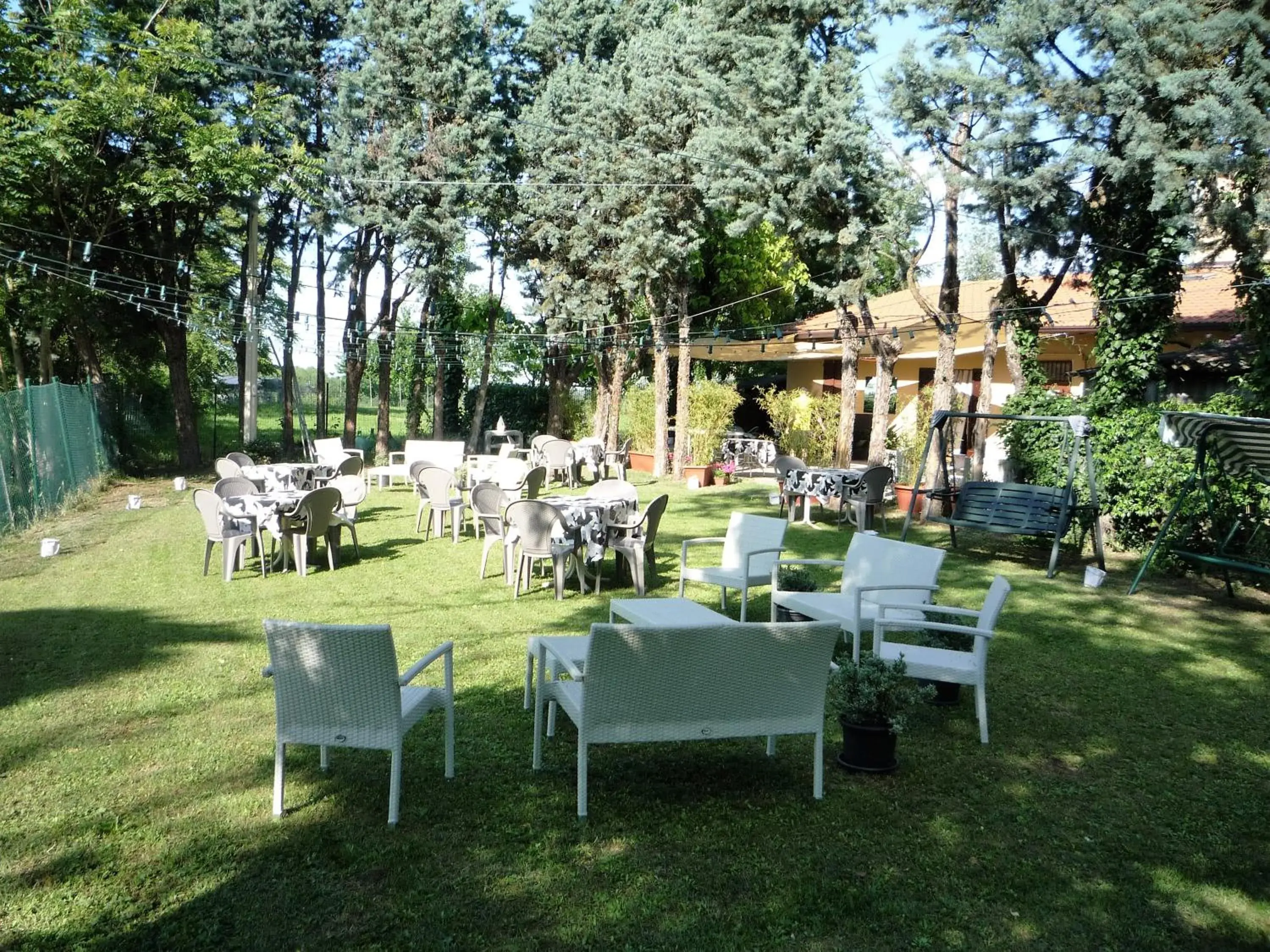 Garden, Restaurant/Places to Eat in Hotel Rivazza