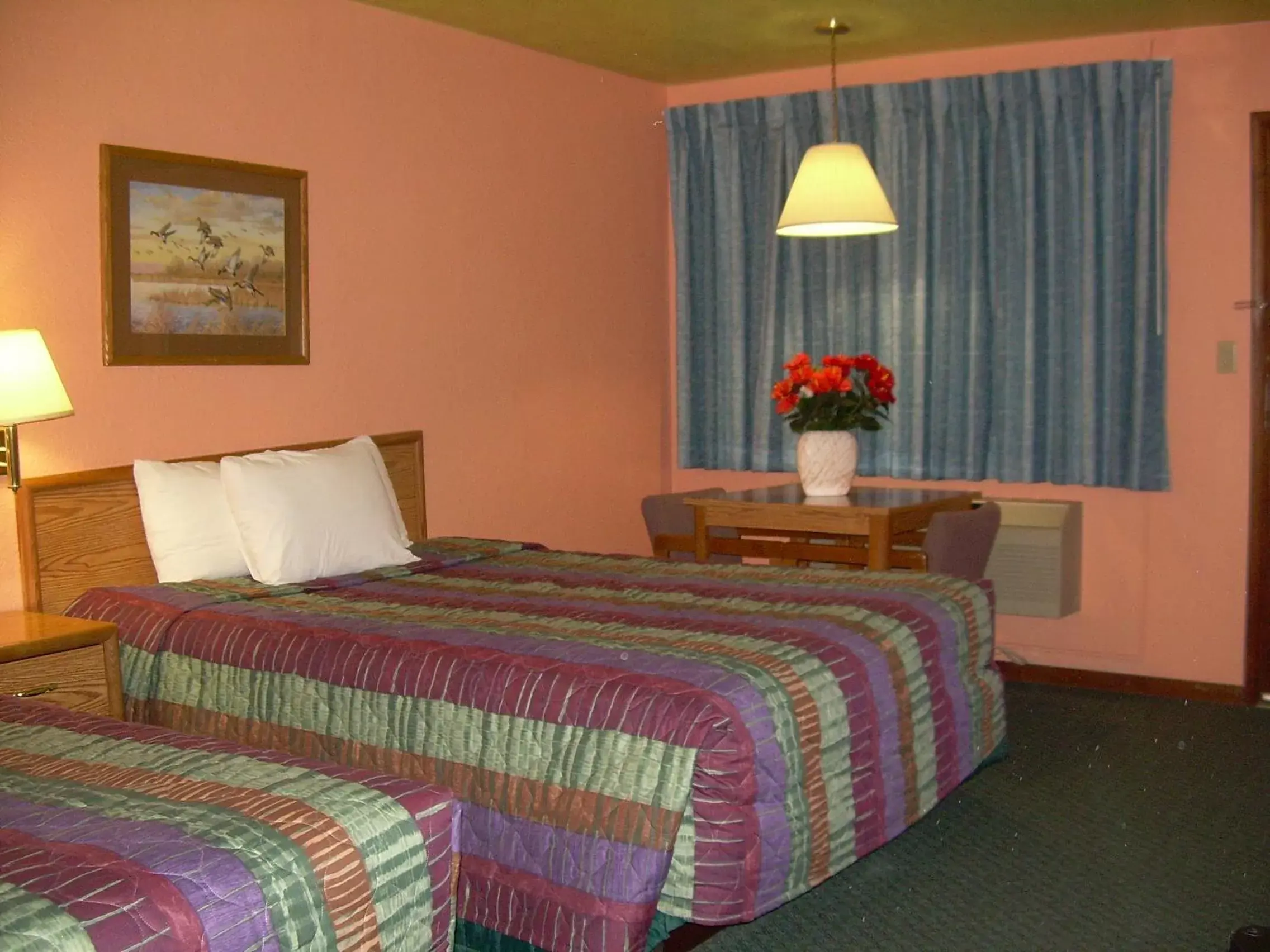 Bed in 83 motel