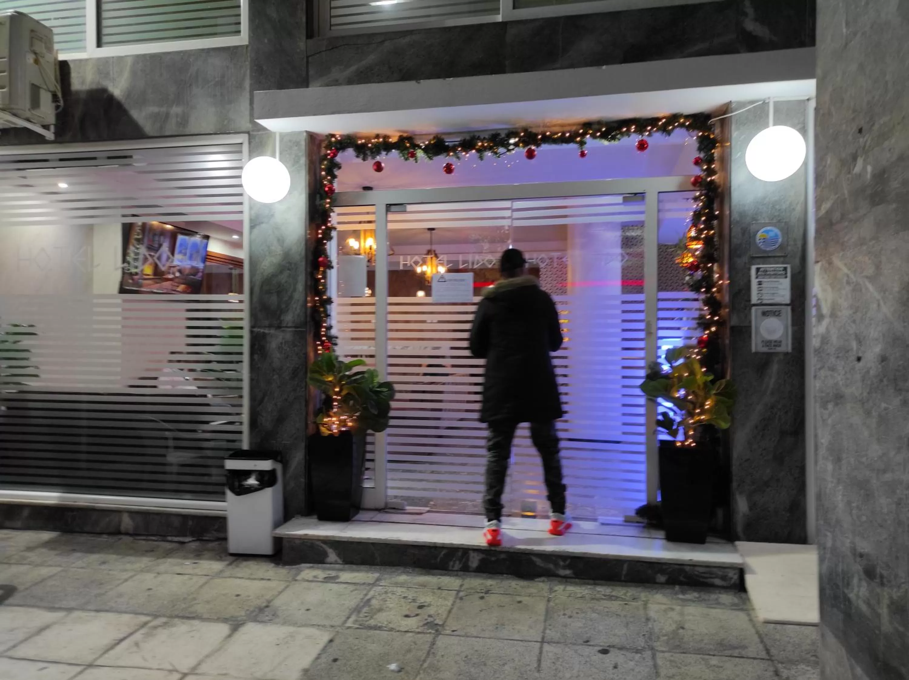Facade/entrance in Hotel Lido