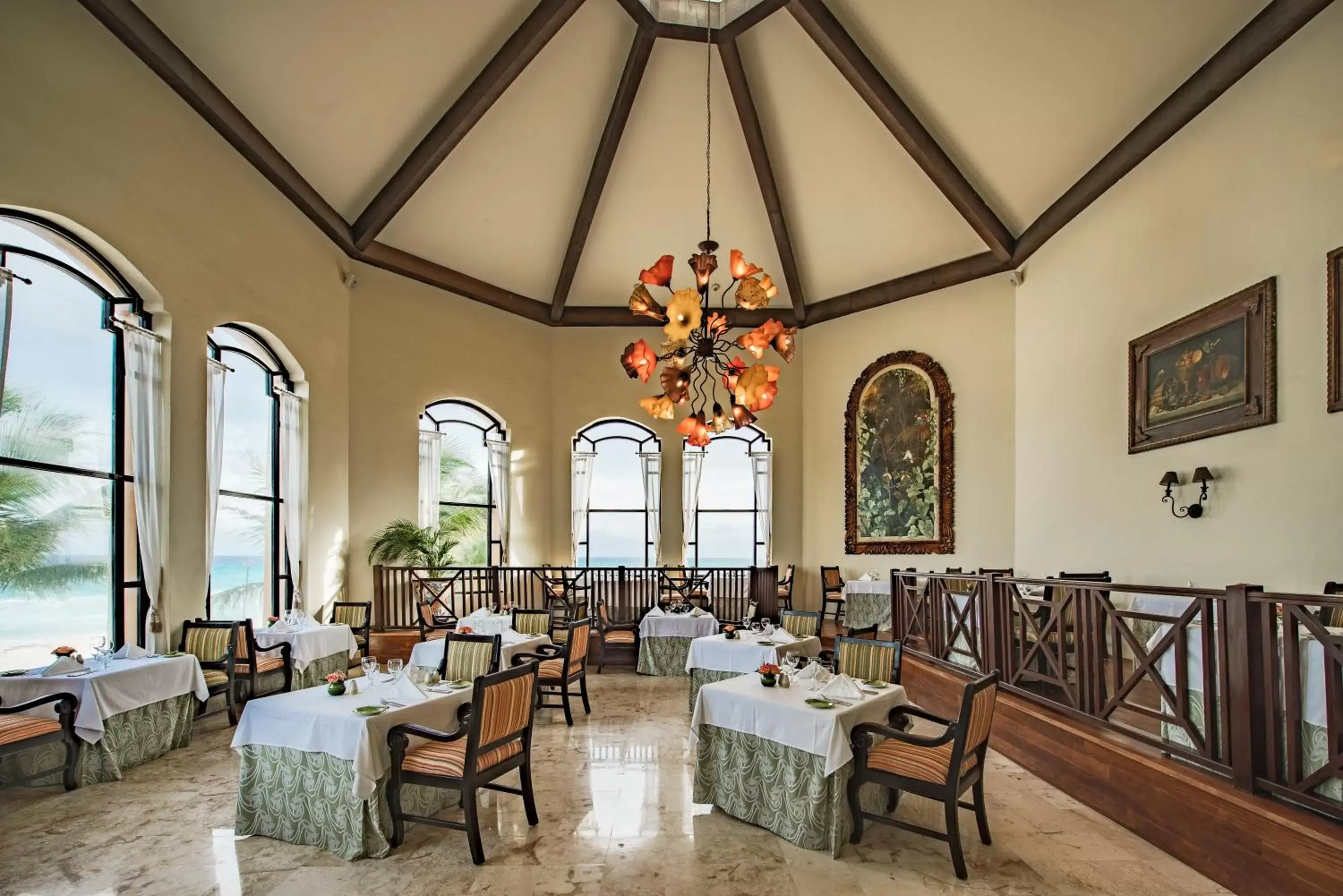 Restaurant/Places to Eat in Royal Hideaway Playacar All-Inclusive Adults Only Resort