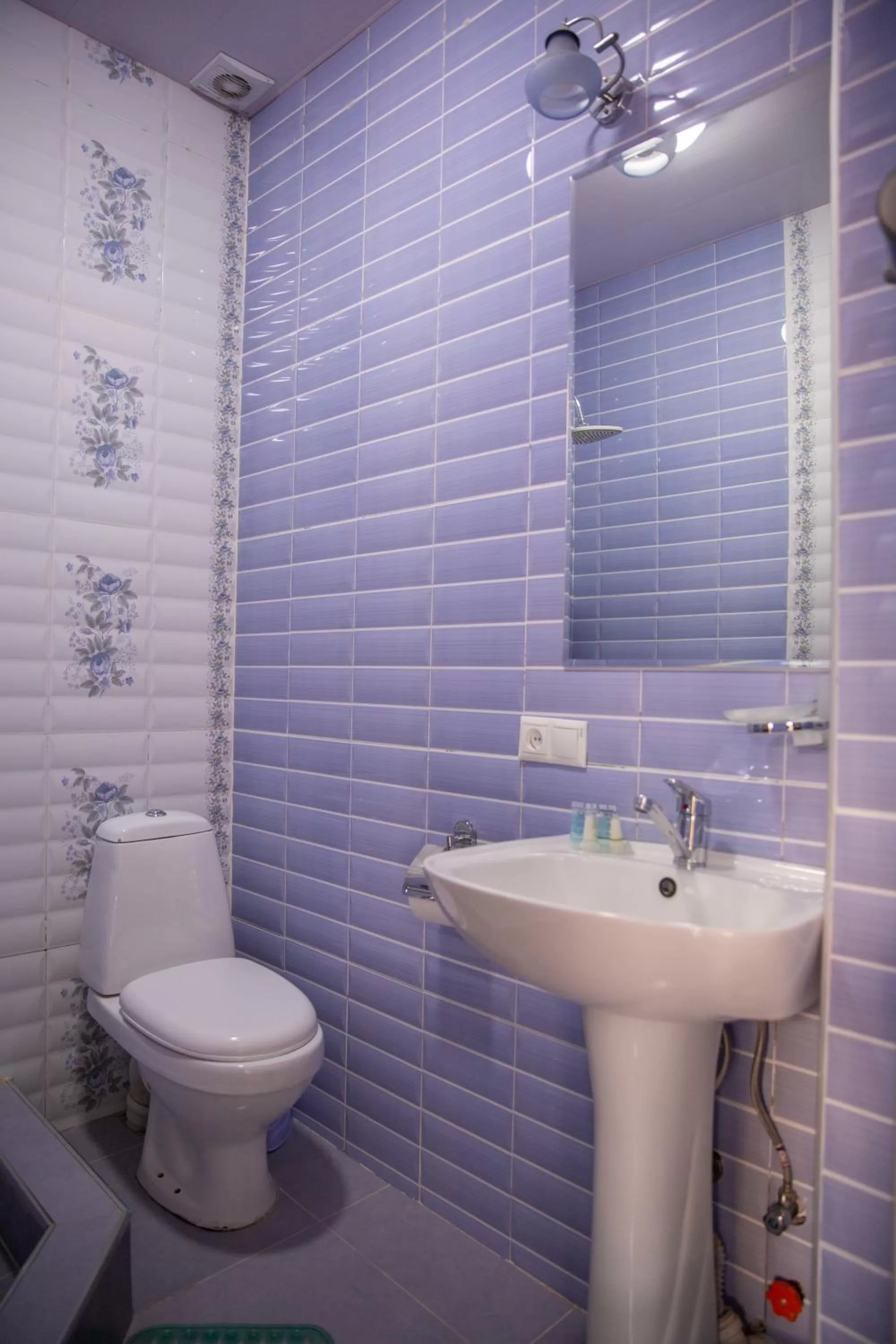 Bathroom in Family Hotel Kolorit Old Tbilisi