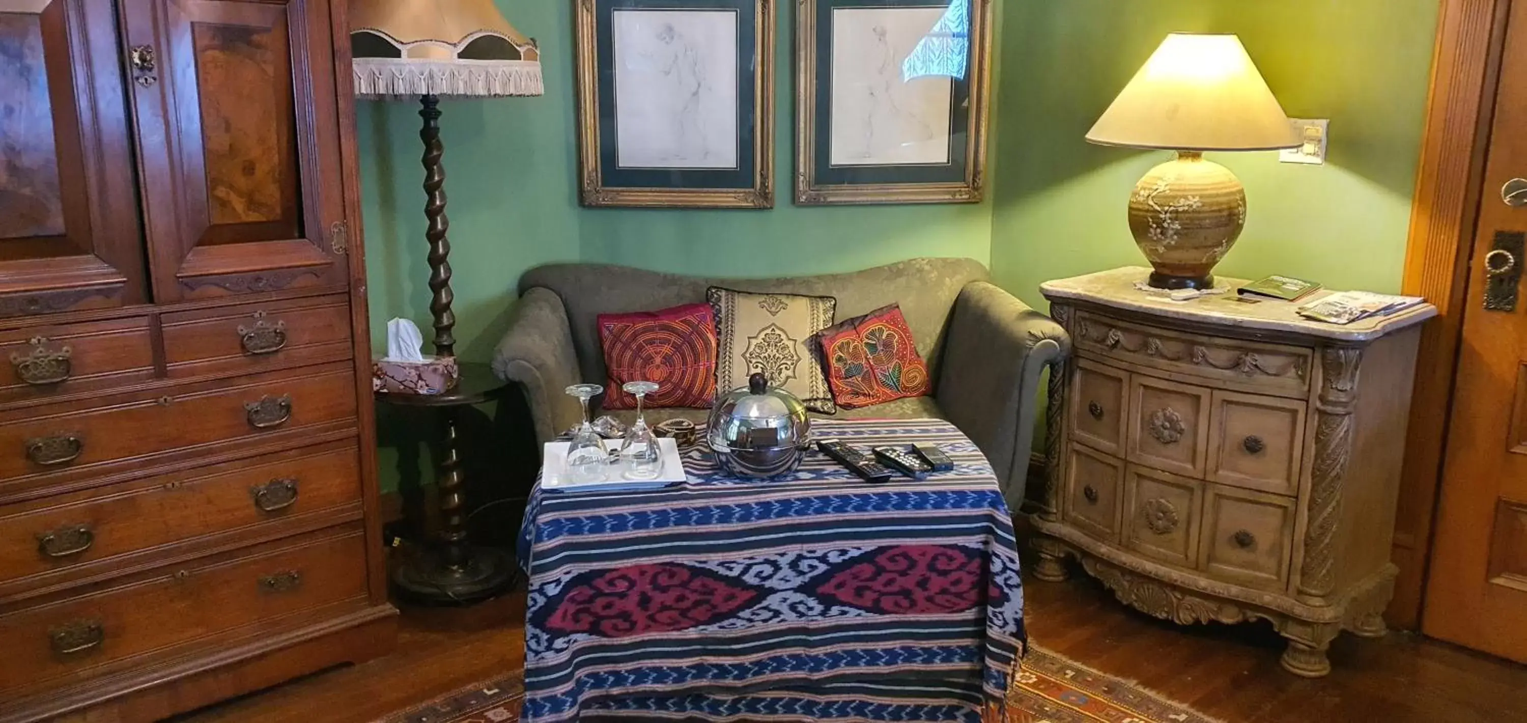 Seating Area in A Moment in Time Bed and Breakfast