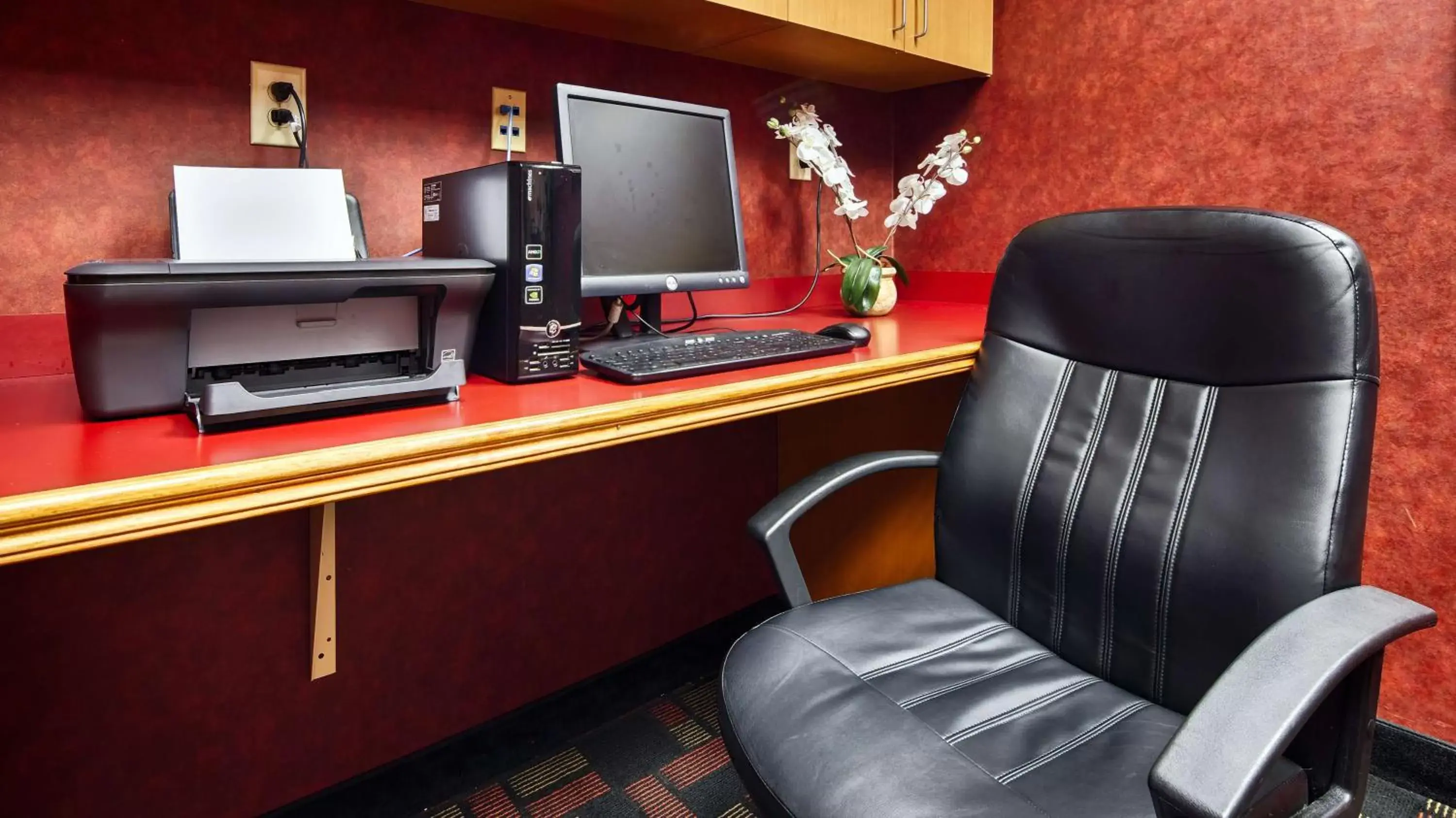 Business facilities in Best Western Windsor Inn and Suites